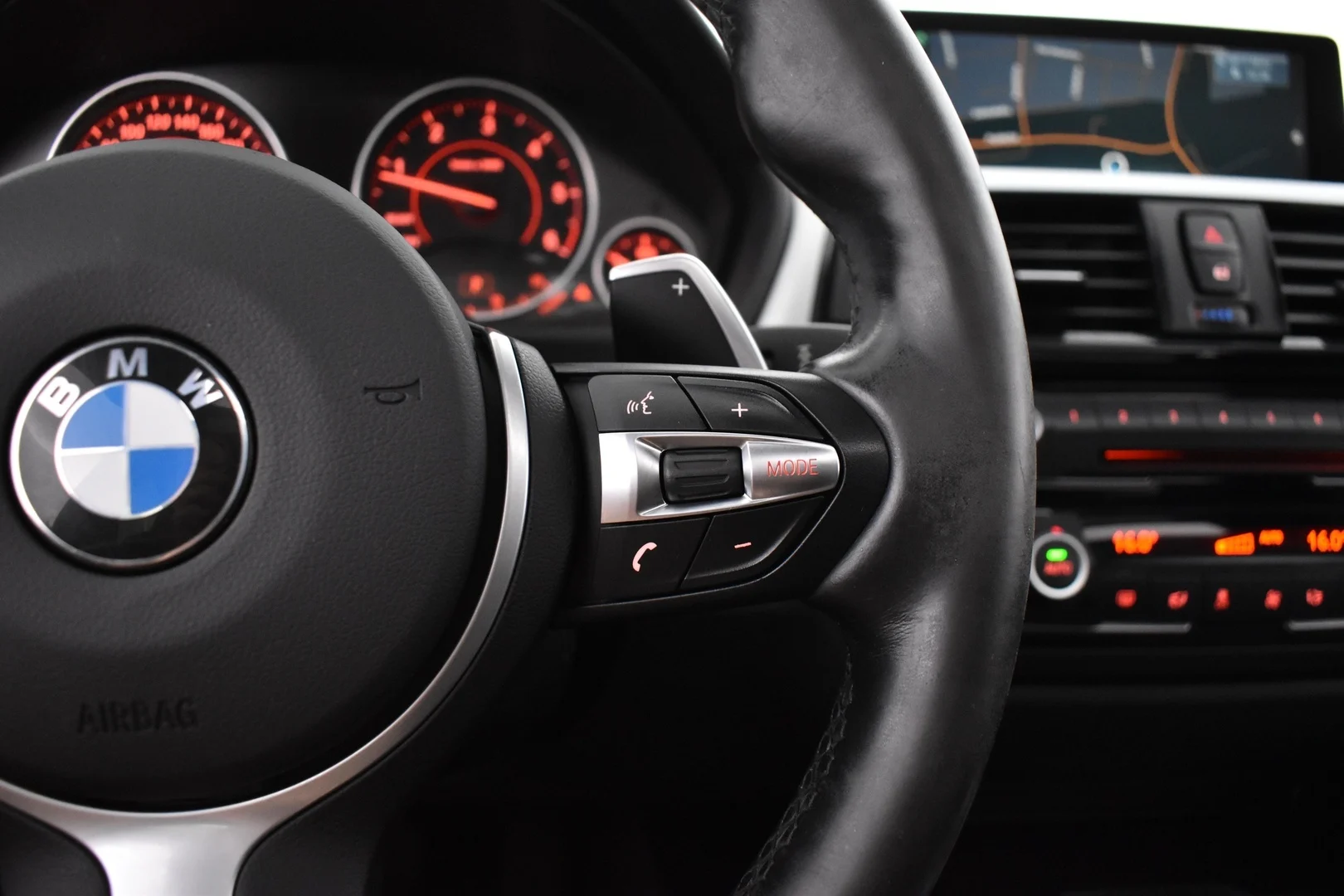 Car Image - 4w0cXYo4YtfZScTXP9ZzLh