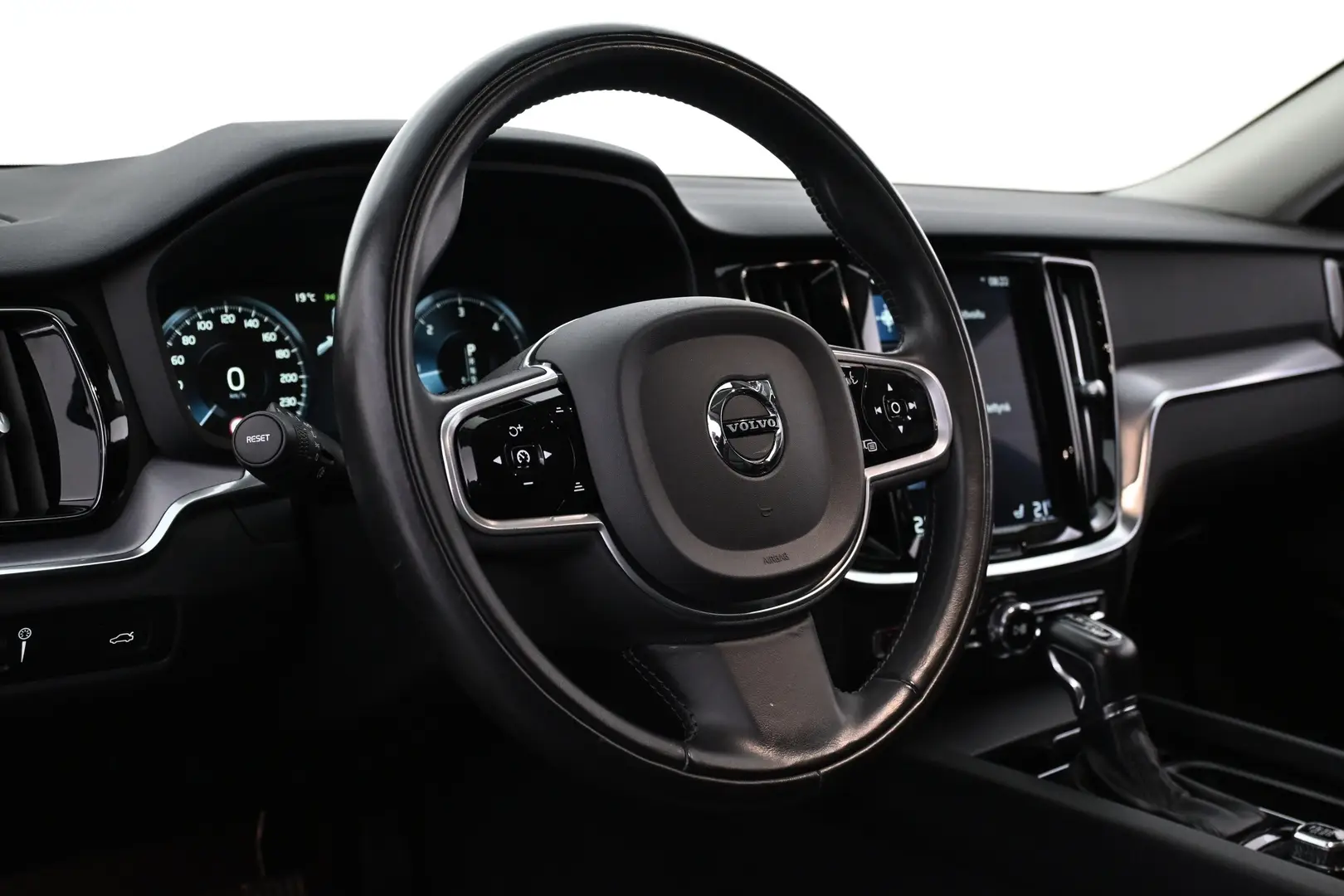 Car Image - 5UfZFusj3hoSqCN4YgmdYk