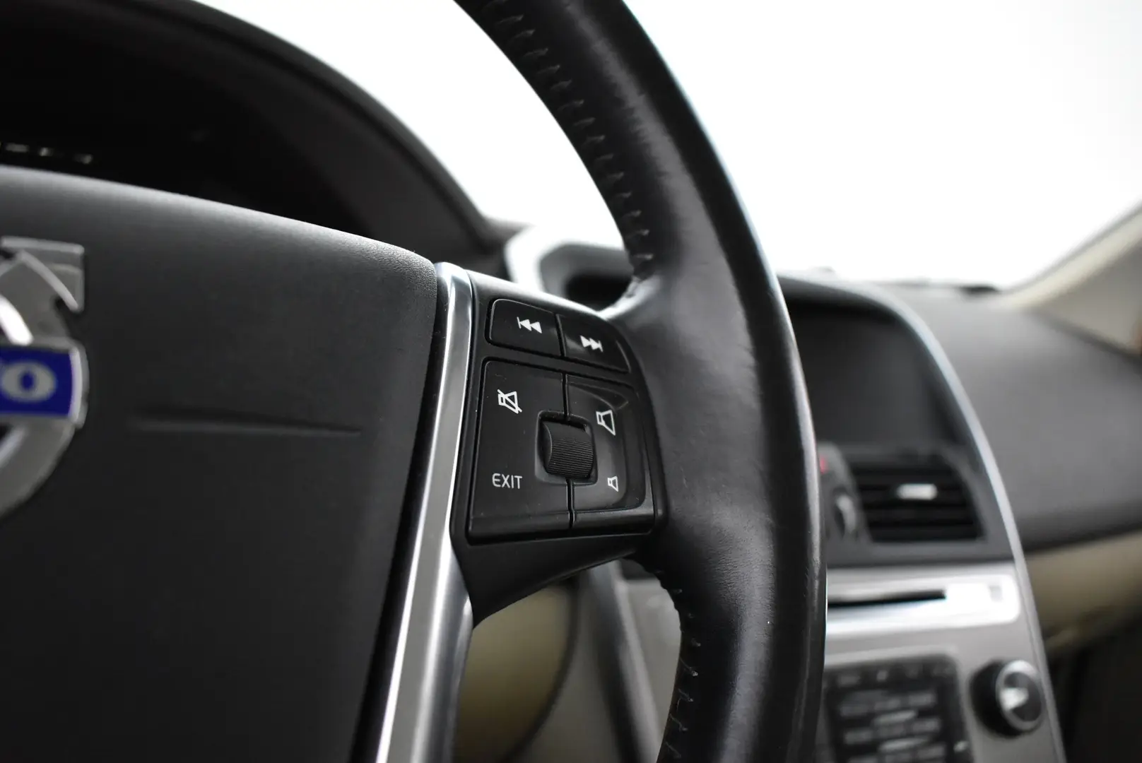 Car Image - 5rBqsXBvZ6e4wZy5lyIcKh