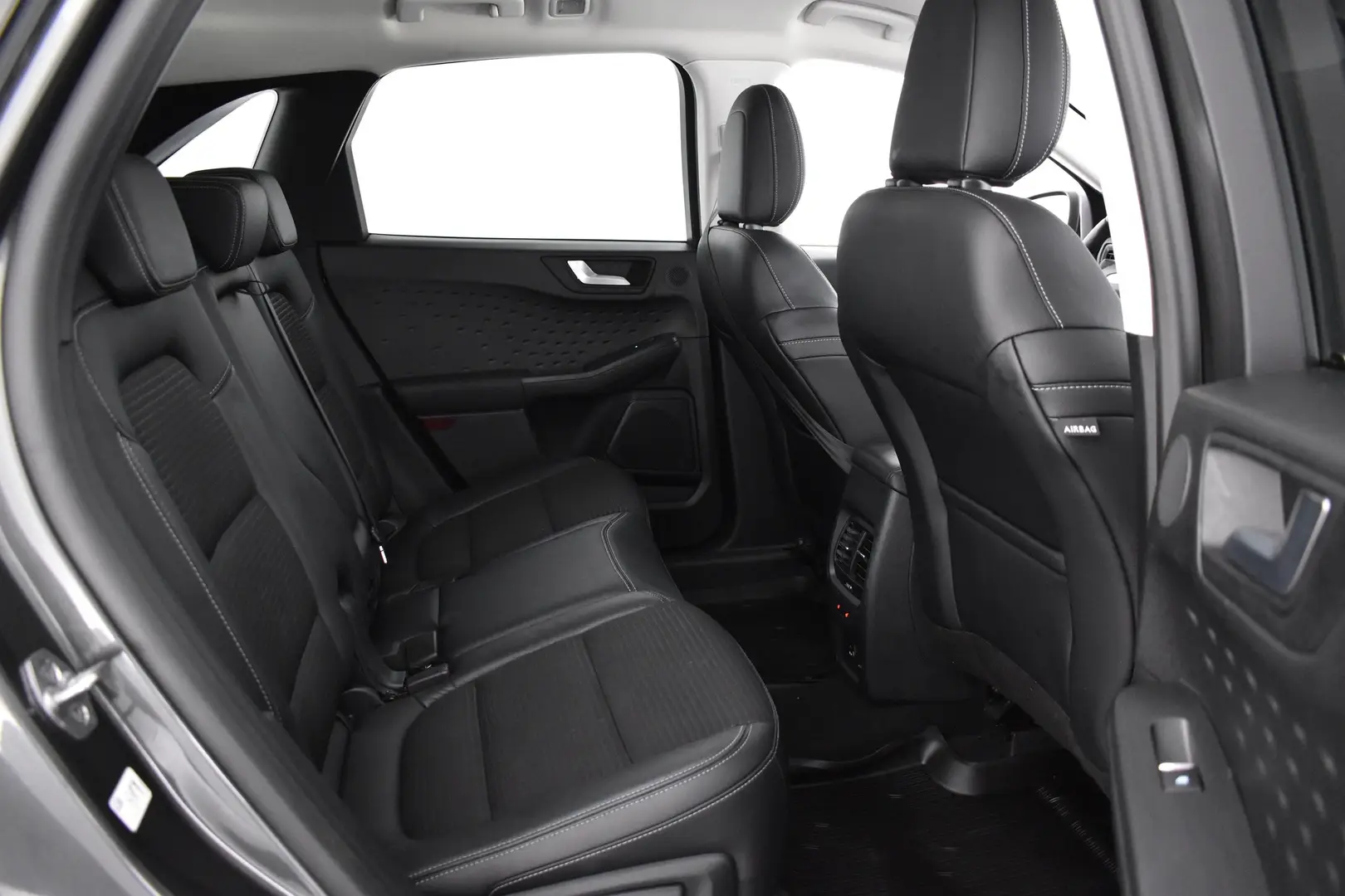 Car Image - 7g9eQ68HpJ1gERHwjiRVJP