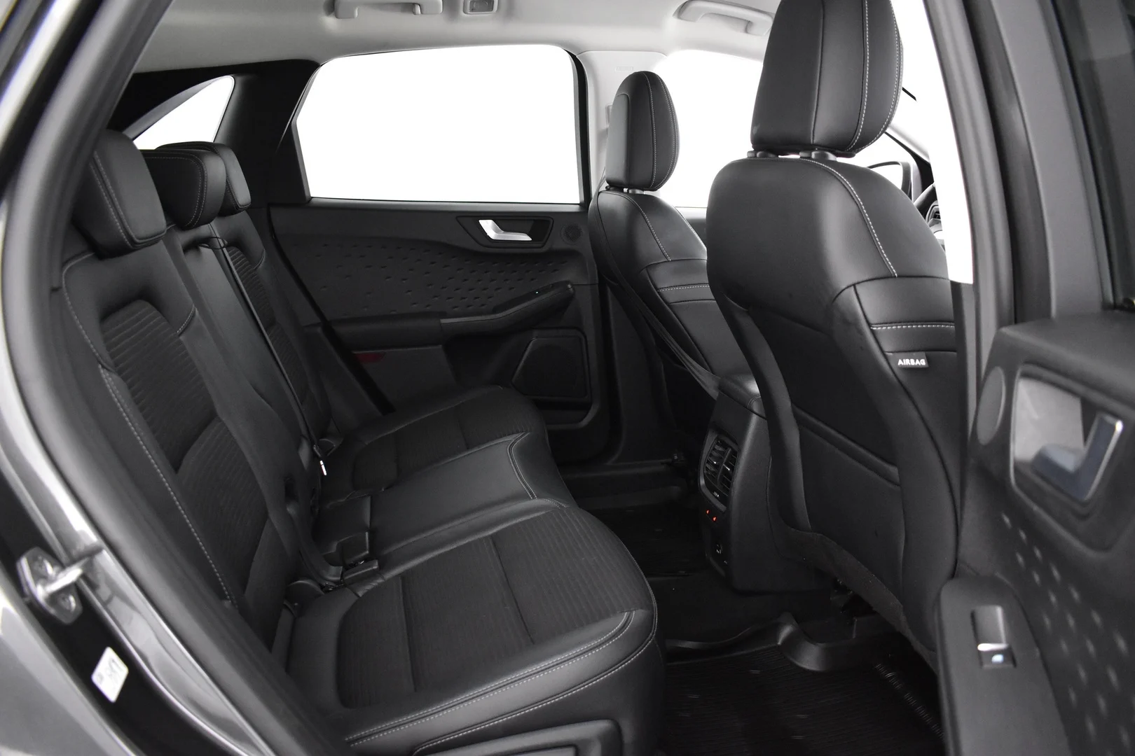 Car Image - 7g9eQ68HpJ1gERHwjiRVJP