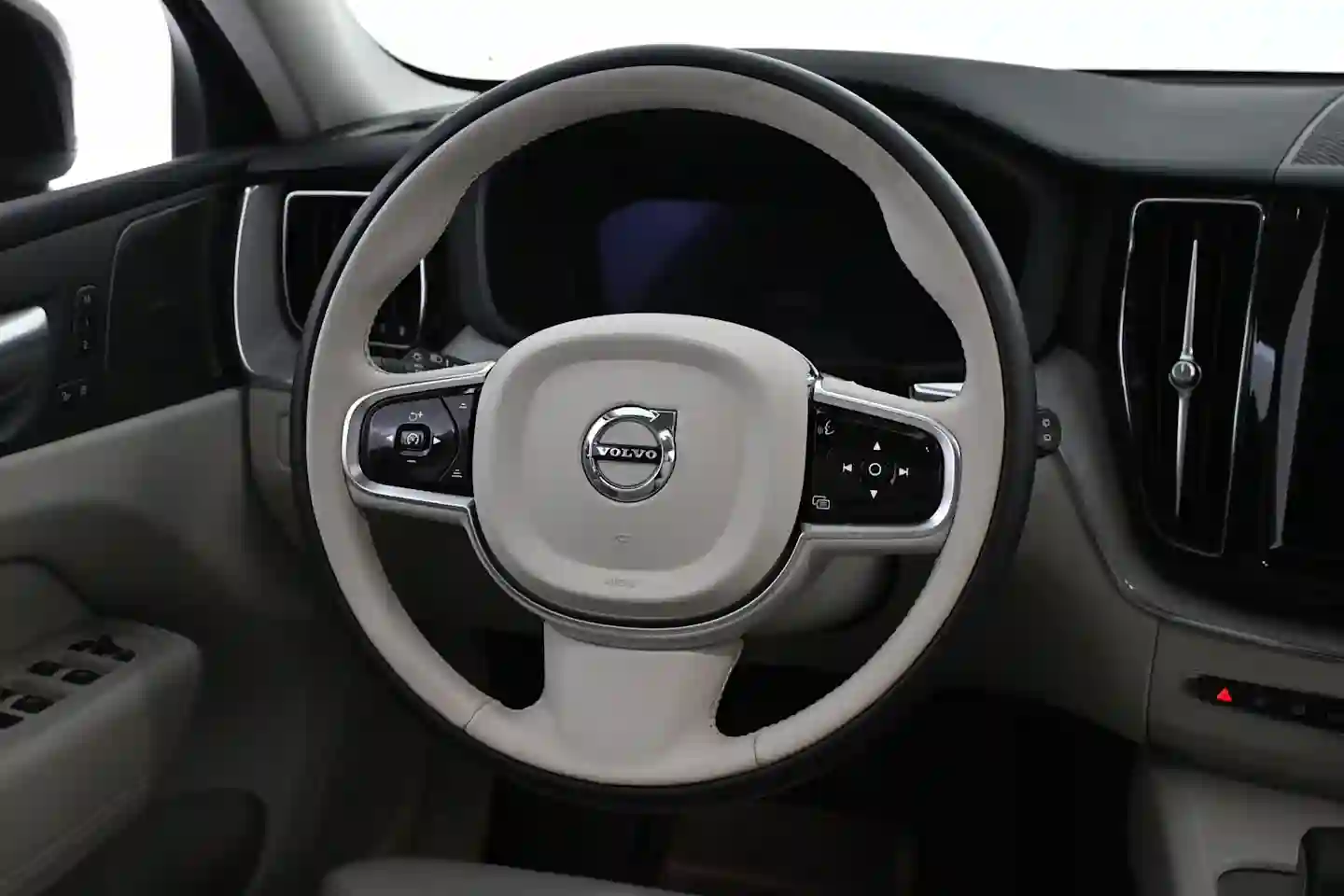 Car Image - 9ChNOUsRKQztTEpOVesUJ