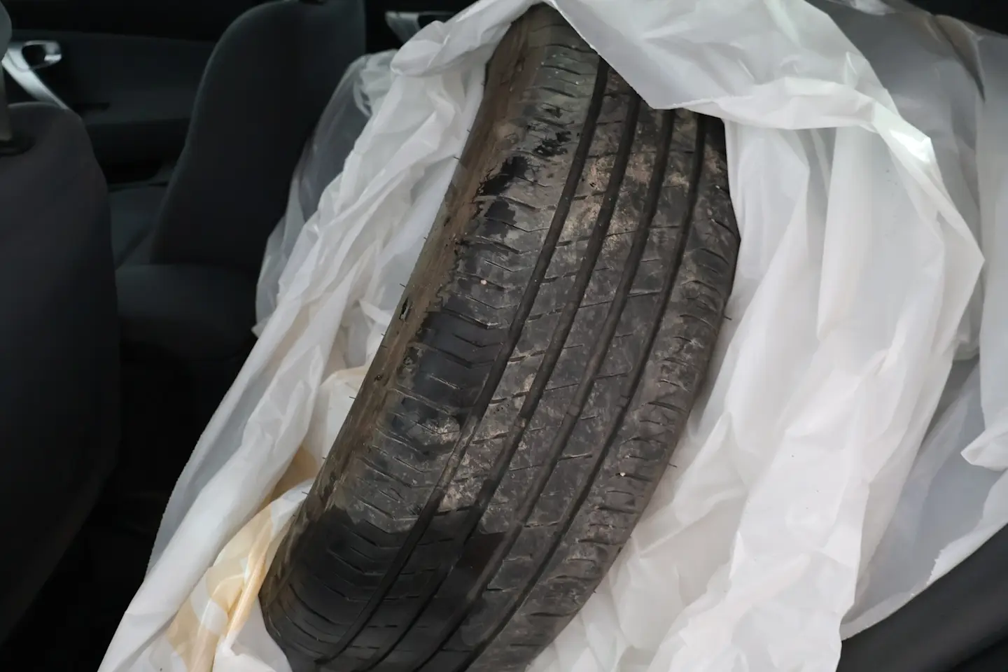 Car Image - mLi8uYu2TgxfeMJyHojNW