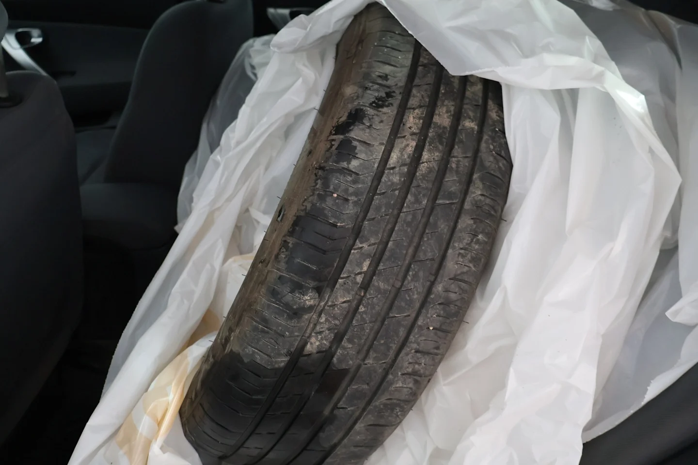 Car Image - mLi8uYu2TgxfeMJyHojNW