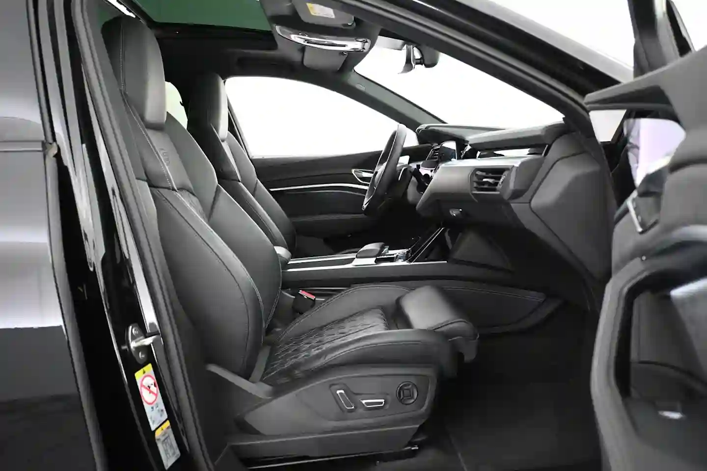 Car Image - 3tzC8X8ytyBBuk49yPc5SG