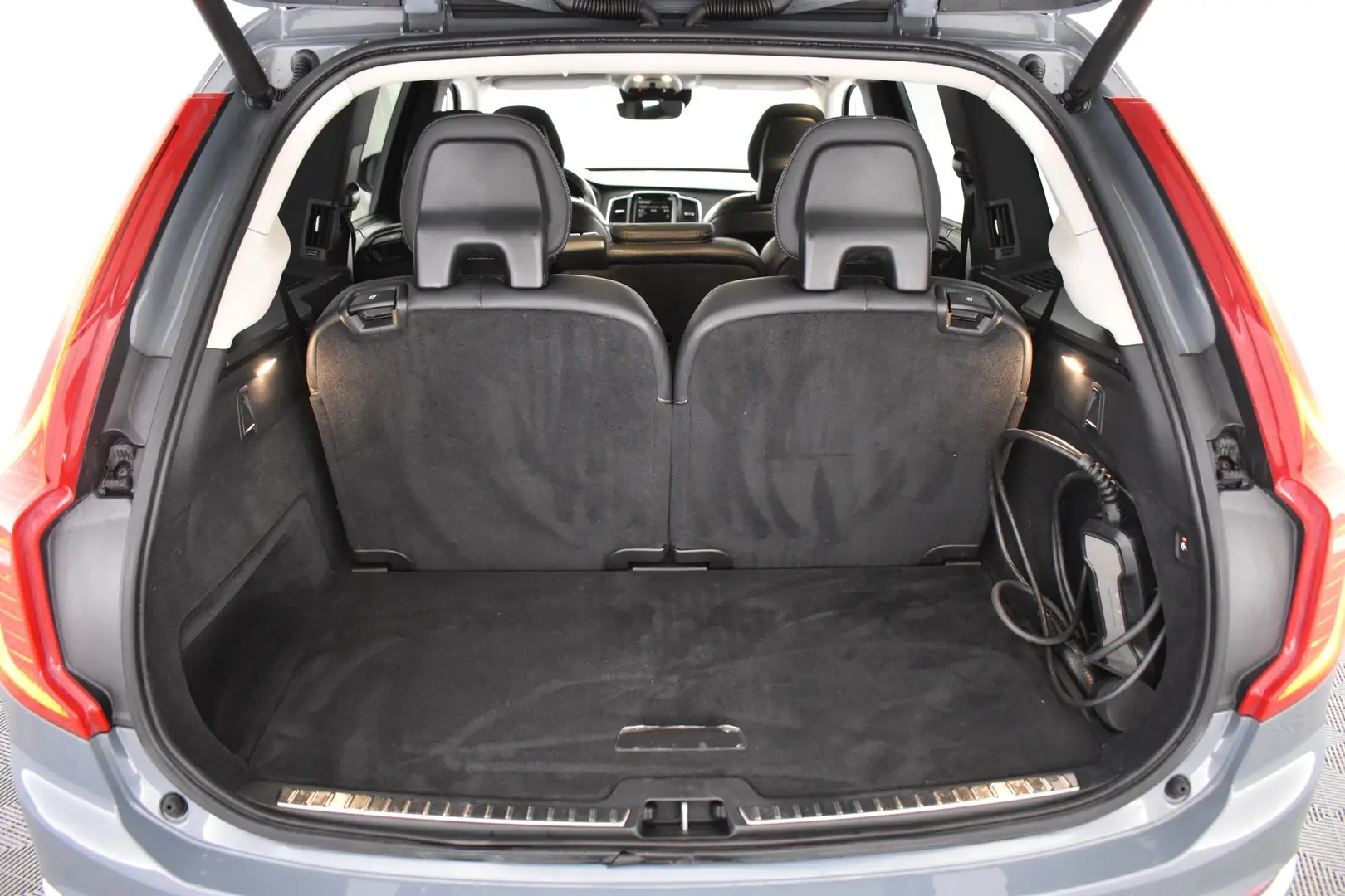 Car Image - 1J3sEf9jaHbTrlRXdY0X1P