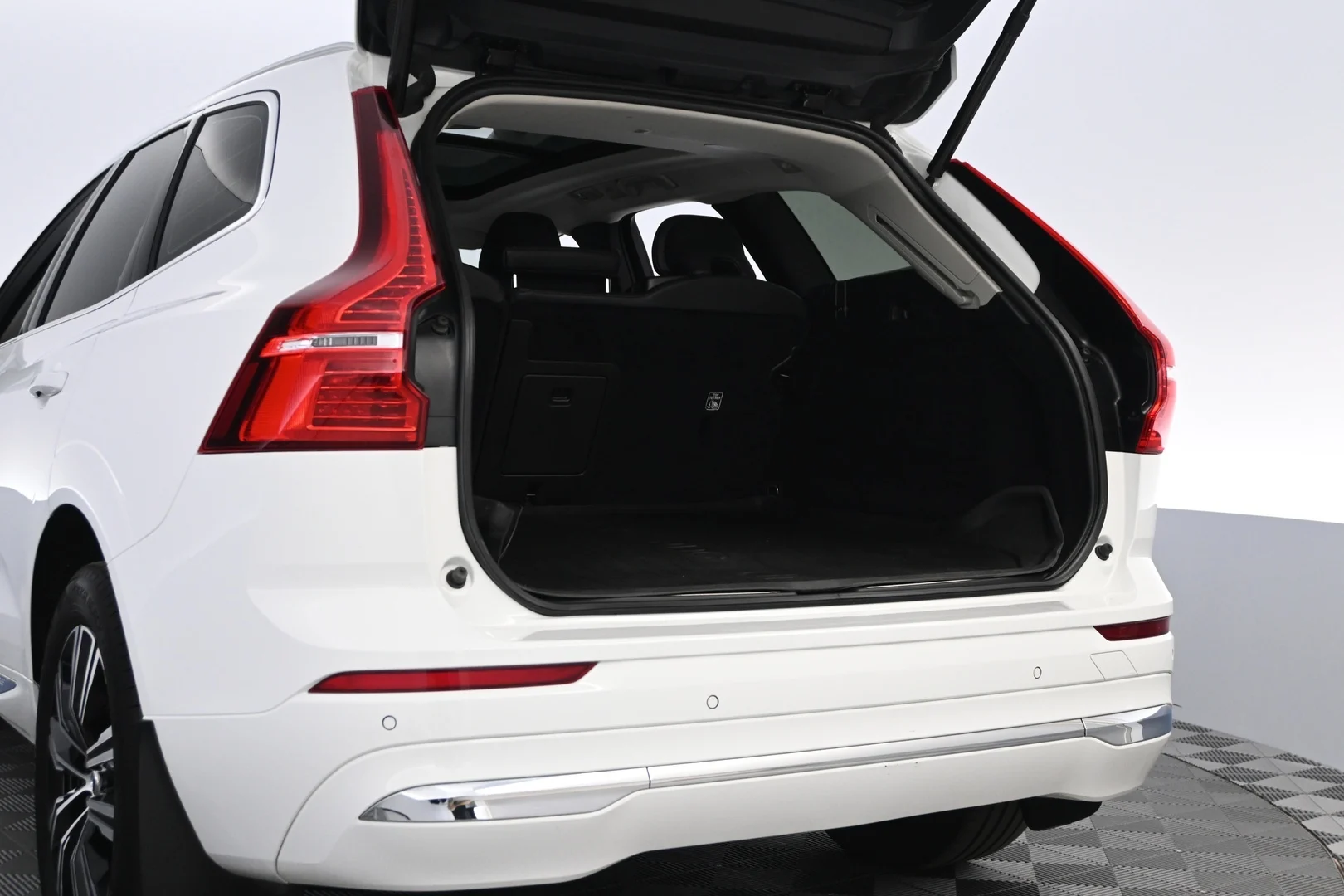 Car Image - HD6Oo1GLbZFGUL2mz8s0p