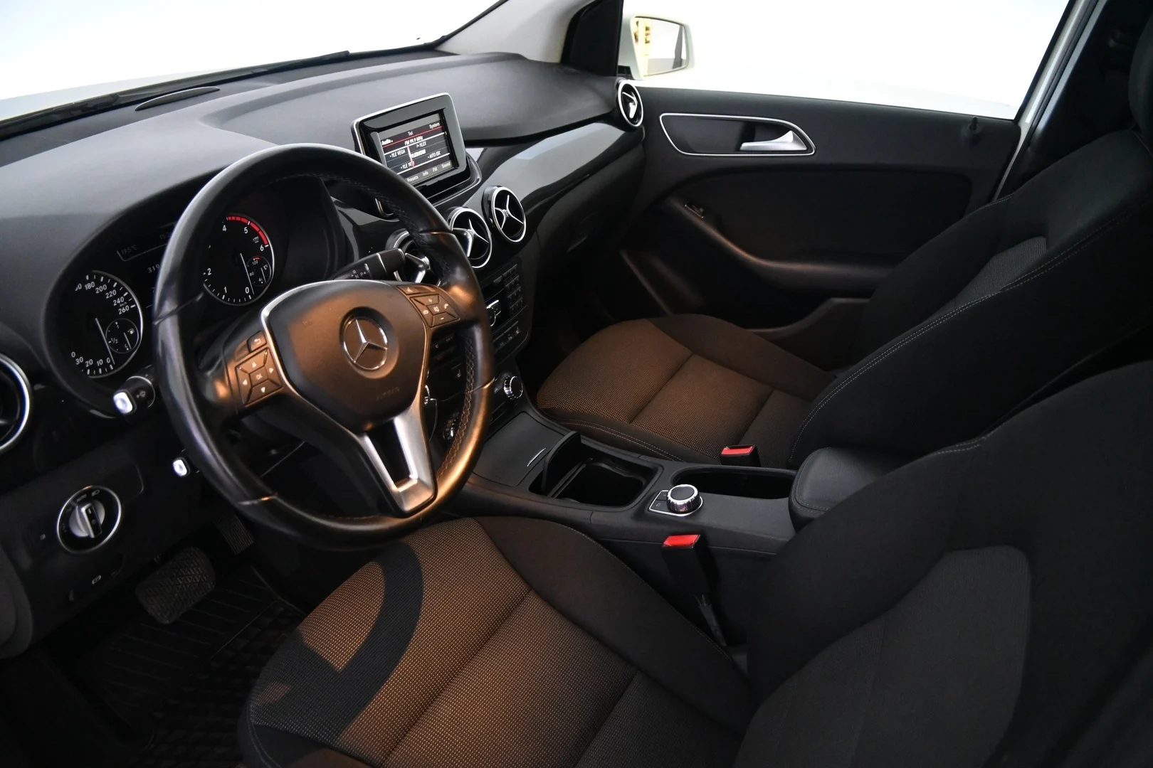 Car Image - 5vHztEgPy8s2gr4xpNGzbJ