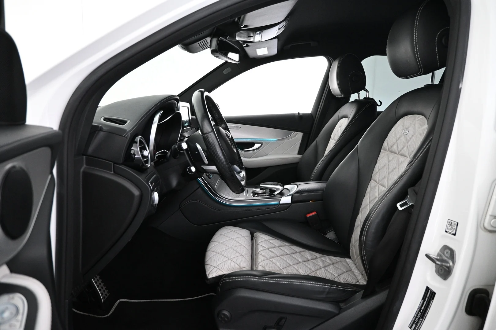 Car Image - 5Hiwgl8qm0FPvf7KdeBfp3