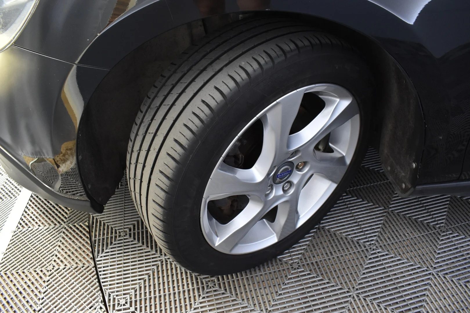 Car Image - 2gqjezgjpczdLtBc7a7f9h