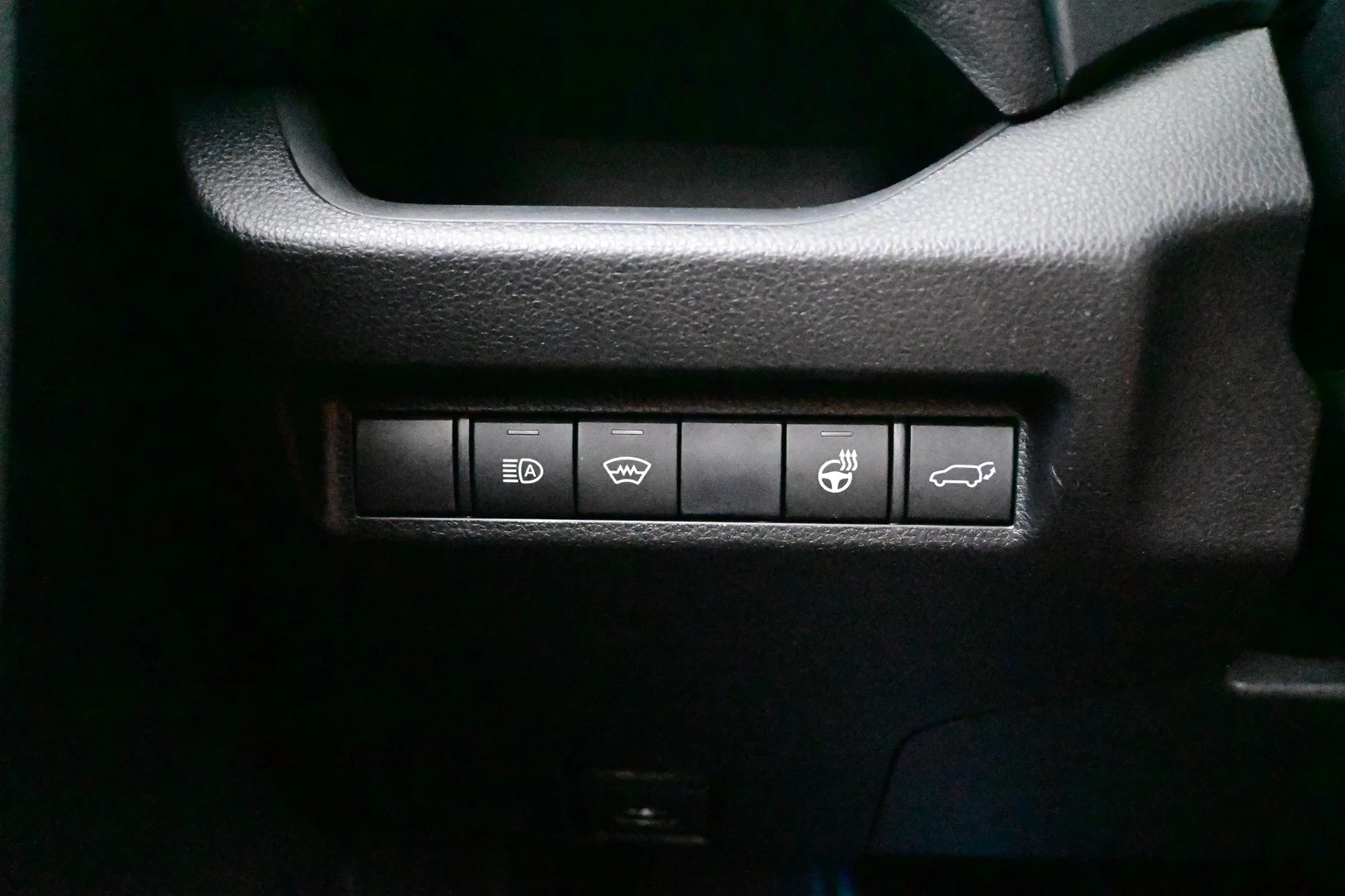 Car Image - 44WHPdwxqqxEqjkYHNI6BO