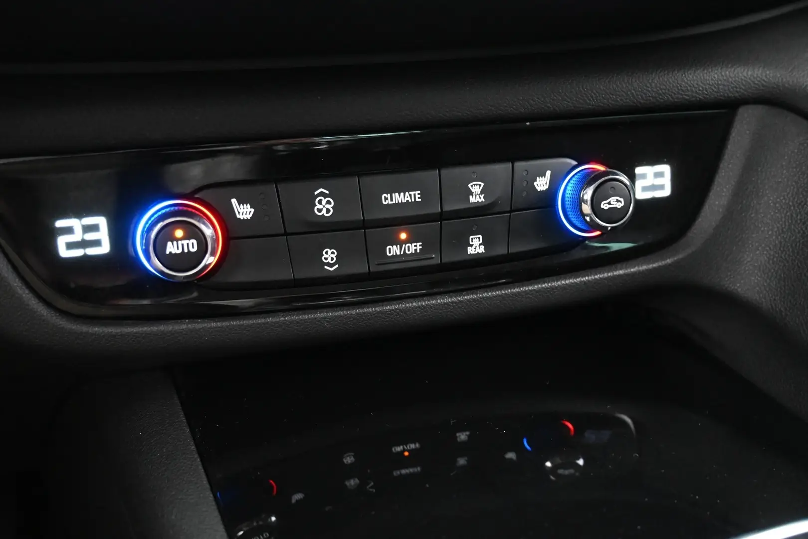 Car Image - XpRHYkZwL64DkTZc1rHvn