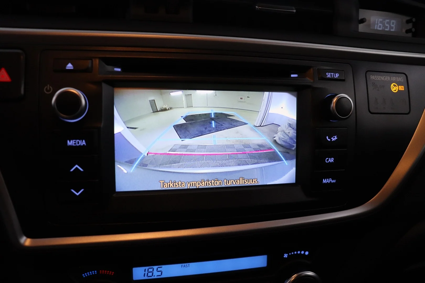 Car Image - 3Oy8Enyjur0fIKETe3Hk9C