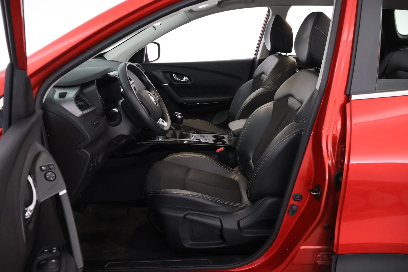 Car Image - 1UCUYW1Pb9Mzou8NNvlKFf