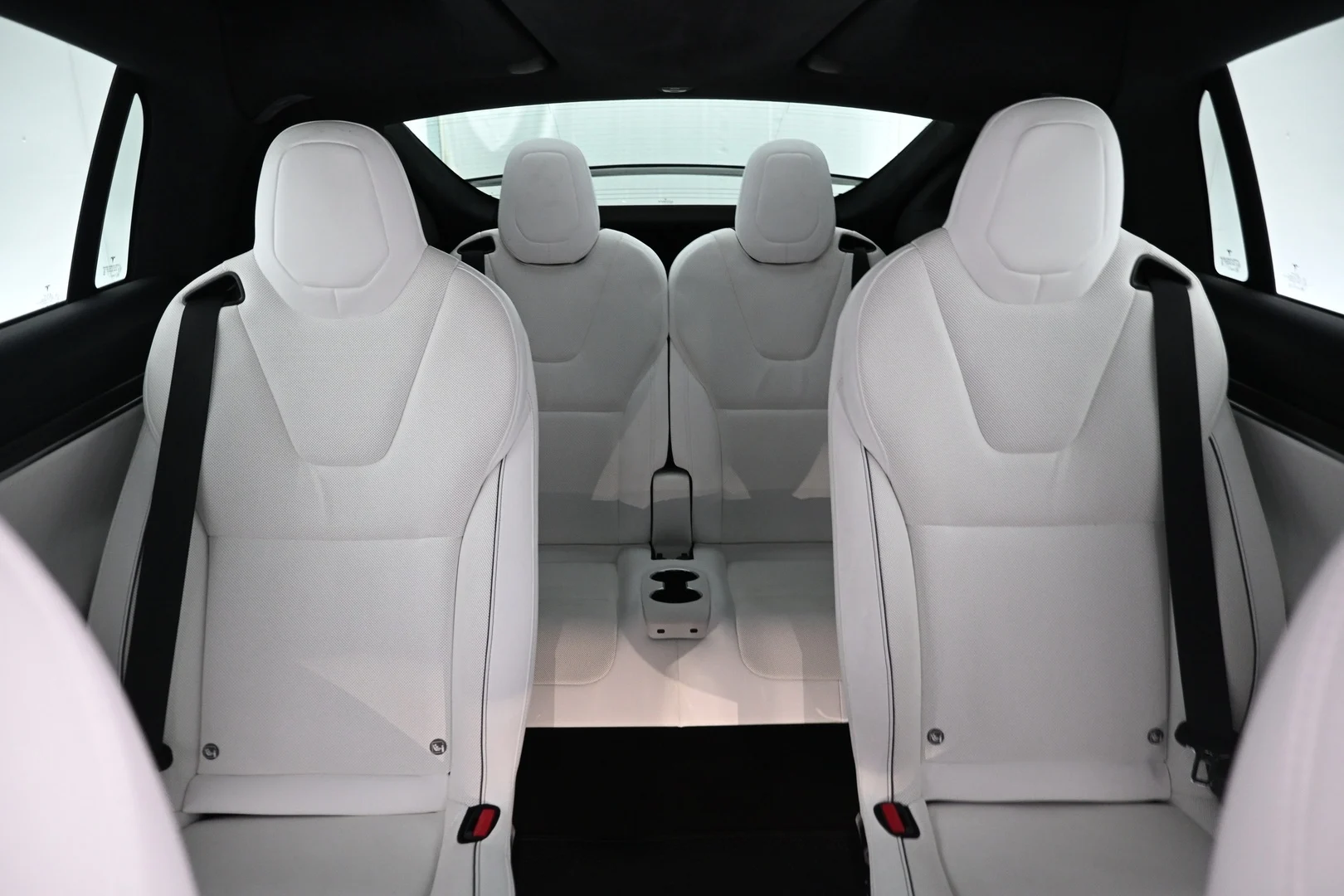 Car Image - n9QosoVJpZkFx7atrNsF8