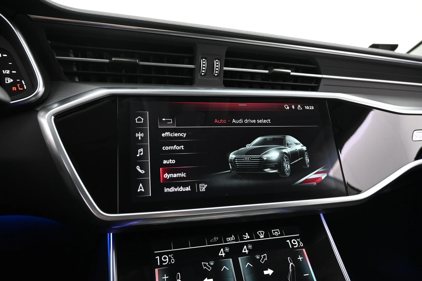 Car Image - 1d1uNj2IZlHZIcy83l1yTR