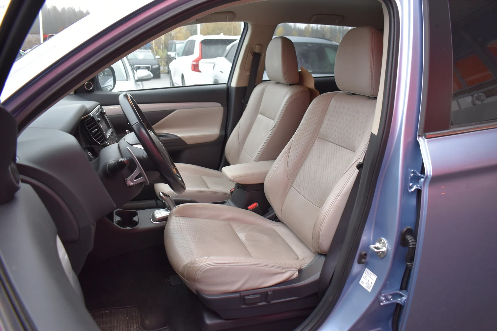 Car Image - 1Ryv1Tb9b8NS5k2OvRLa7t