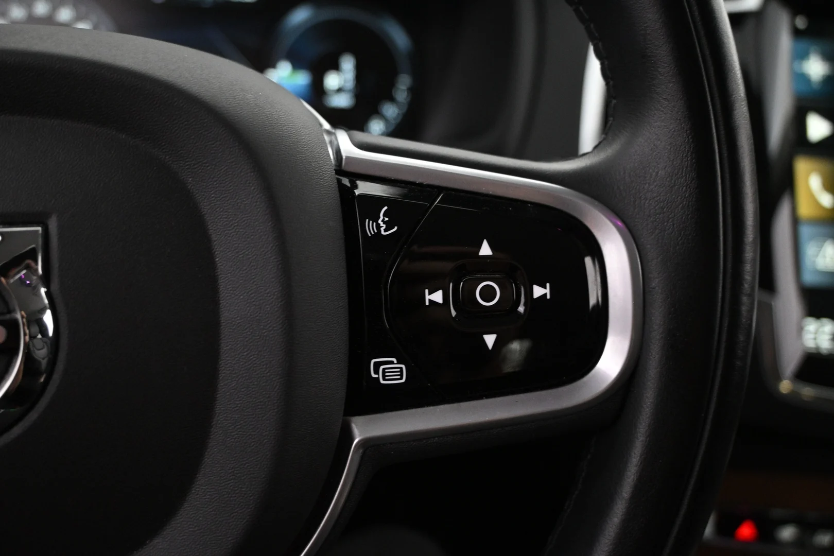 Car Image - 3iKF05N0t3y9cNj3AcmlJr