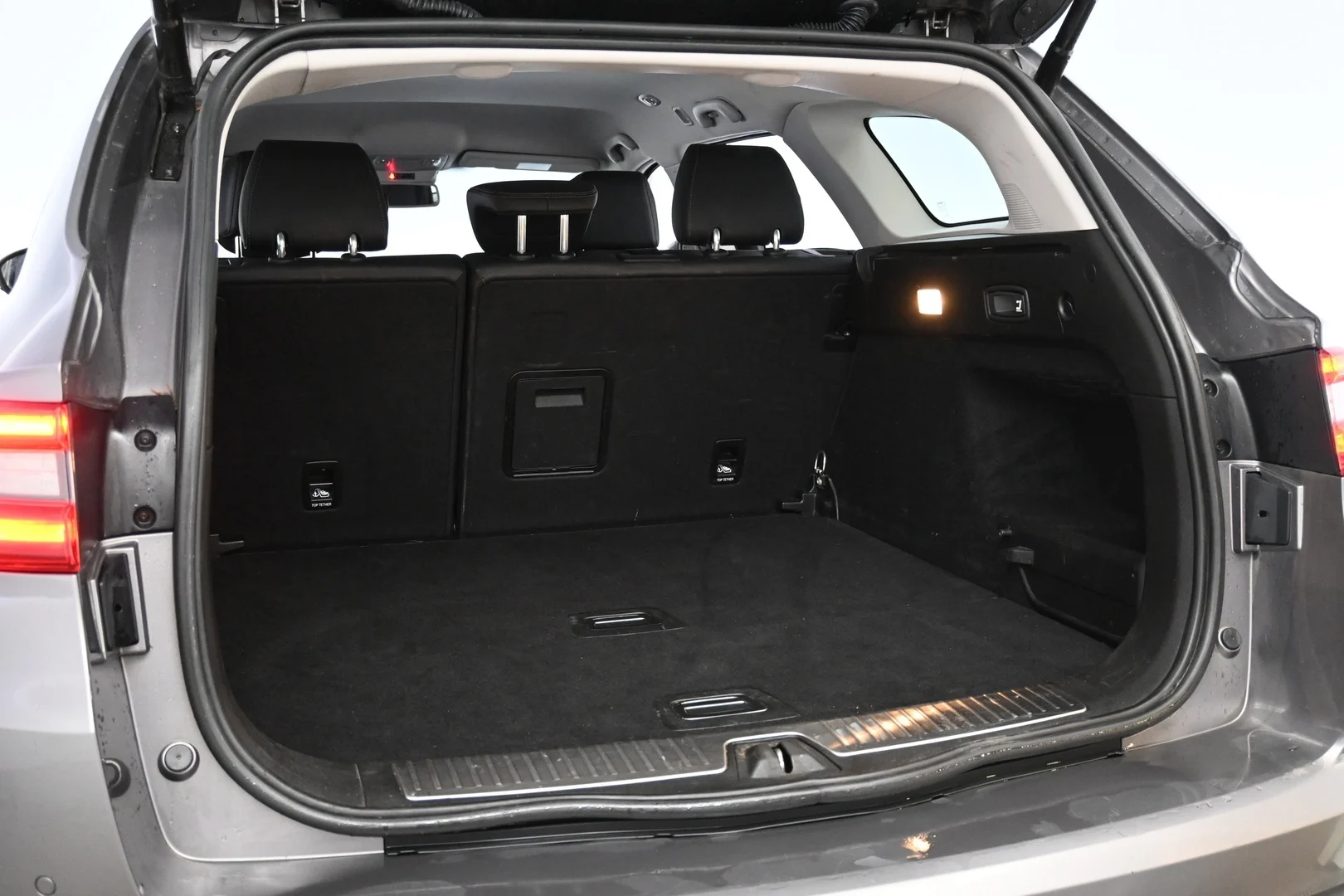 Car Image - 204vQF973EU9252FhTqrVV