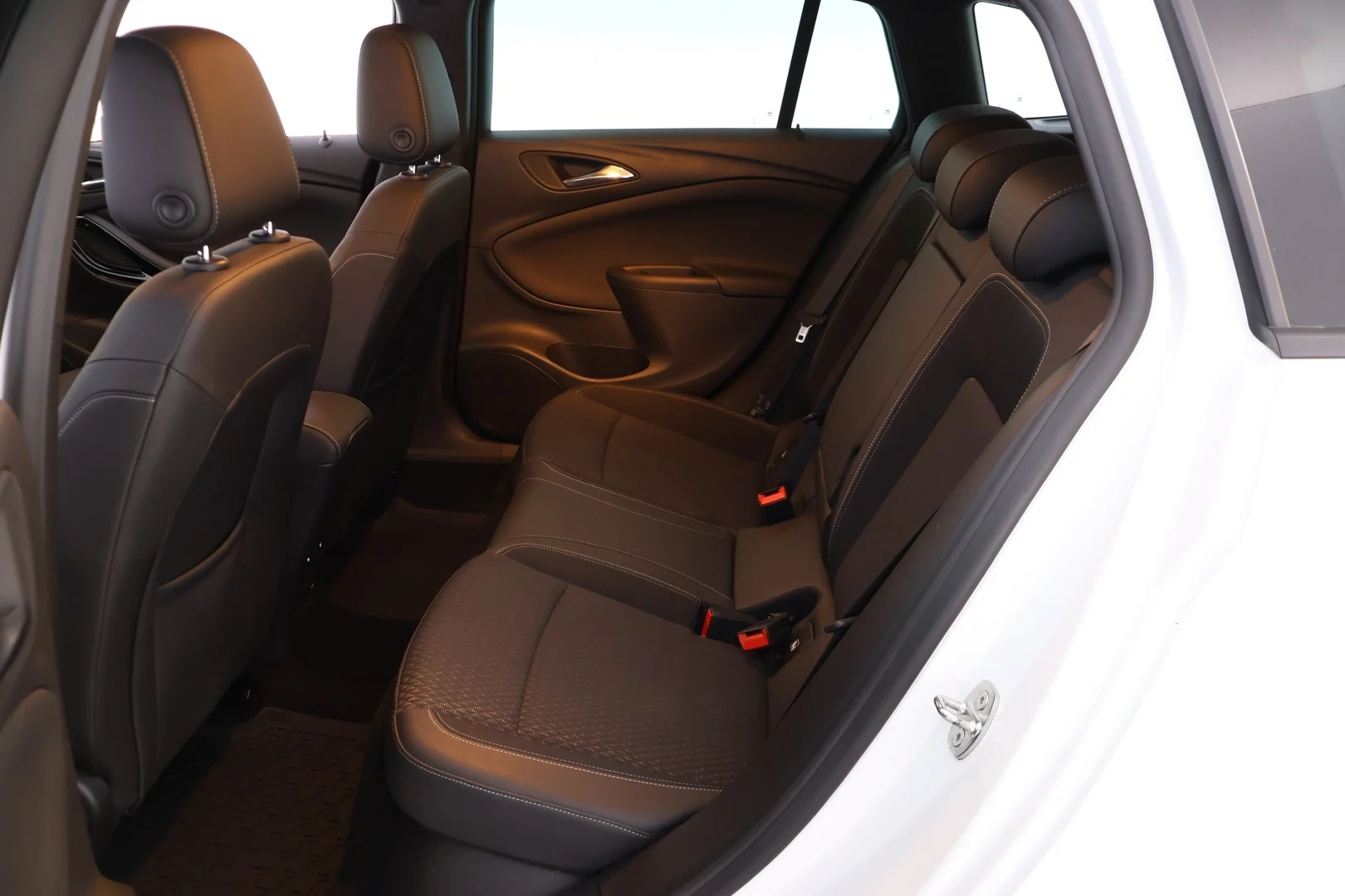 Car Image - 6hvtFrNhQKJZwq1AxhuVnD