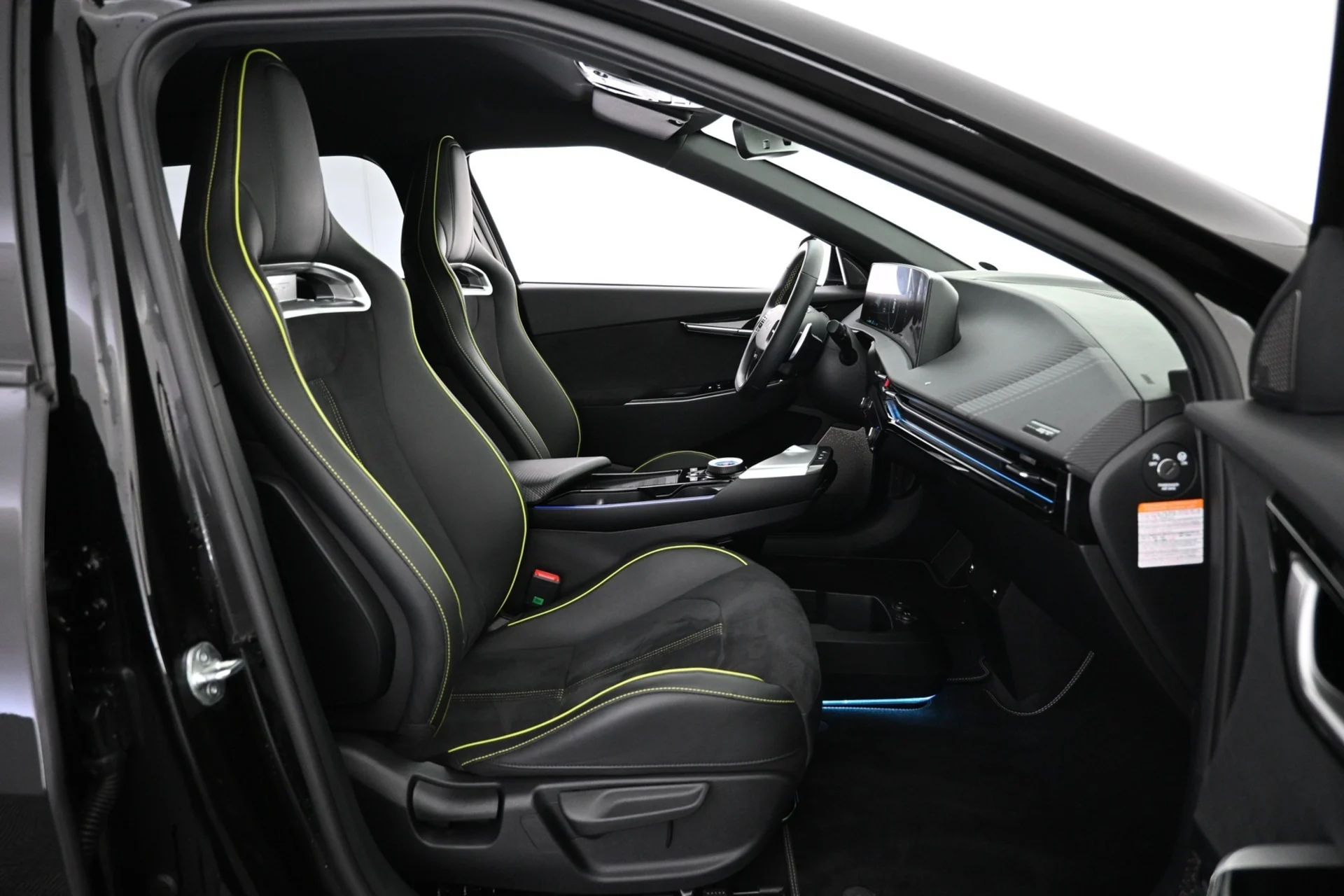 Car Image - 21QN4uODMthSVs9oYiZM5R