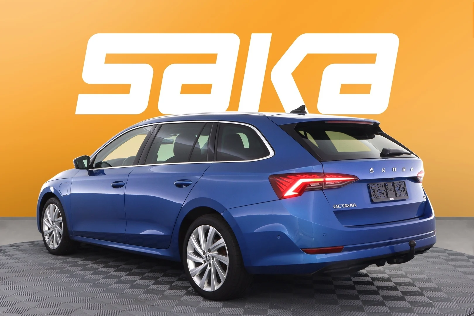 Car Image - 5aiygzHSqRTCyAPYLL26Eg
