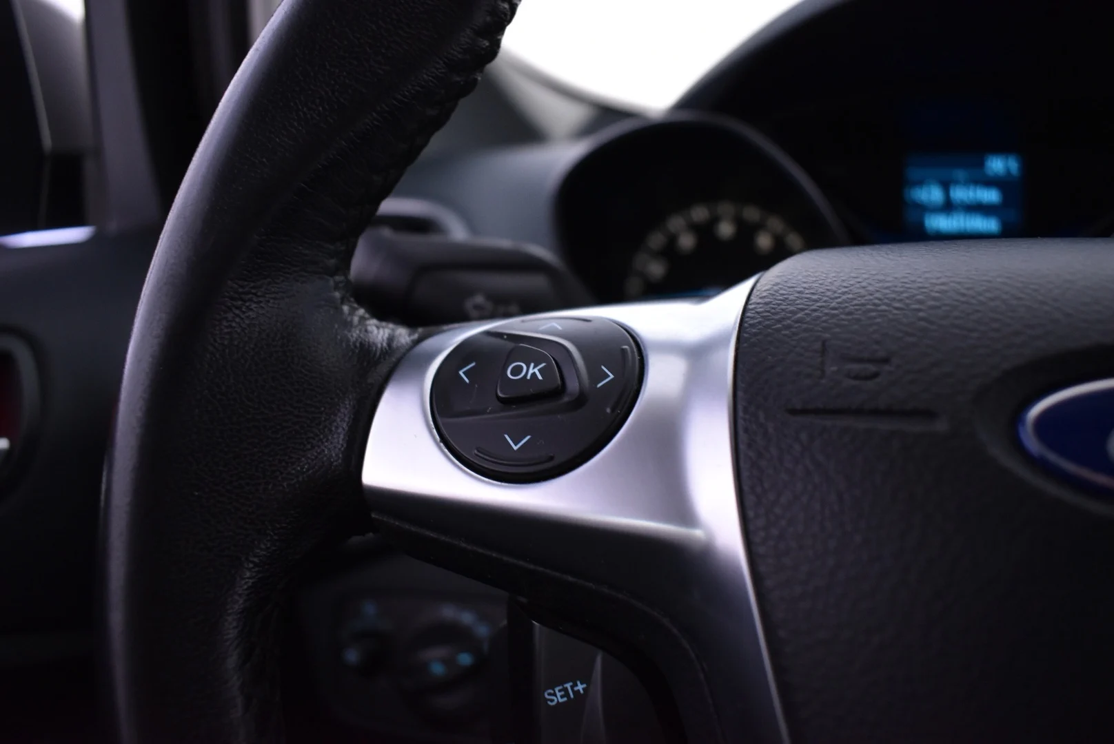 Car Image - 1dzH92NUac8LRl78biasoh