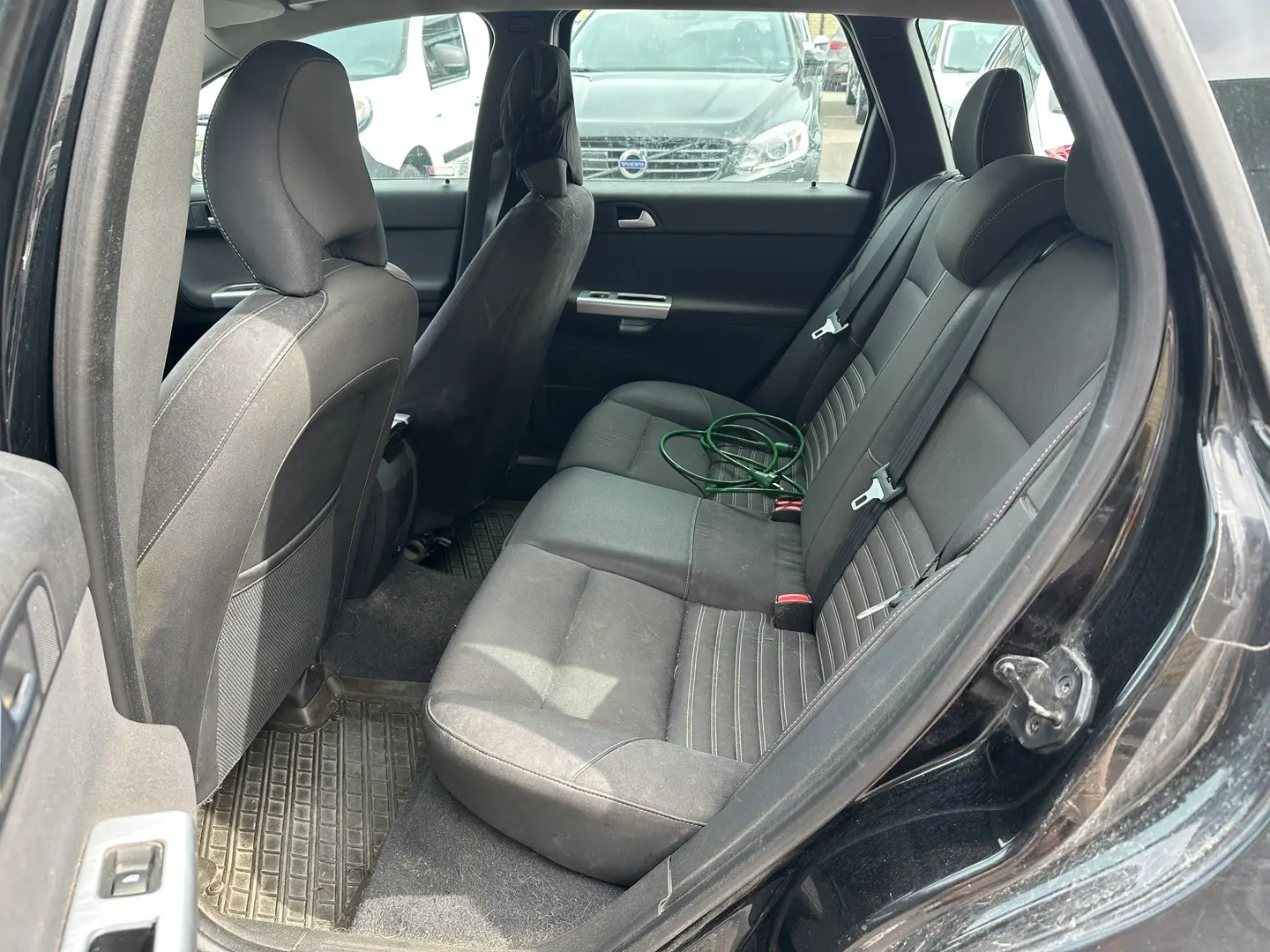 Car Image - 3FxBe9GJHOmm6wDrtFuXEl