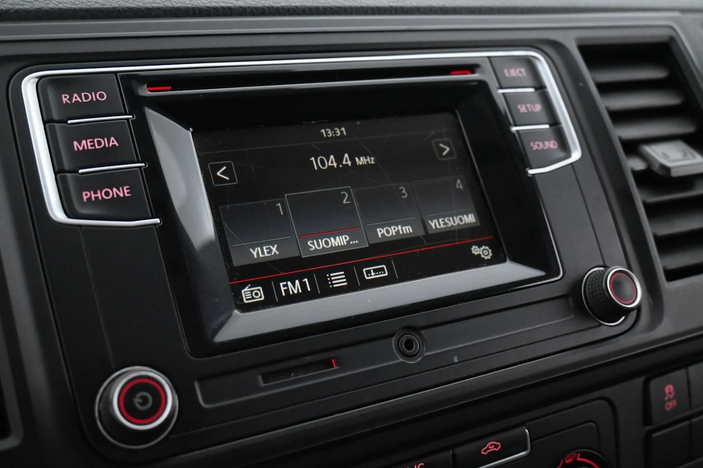 Car Image - AOCwEuwV8adroO3NOK2hh