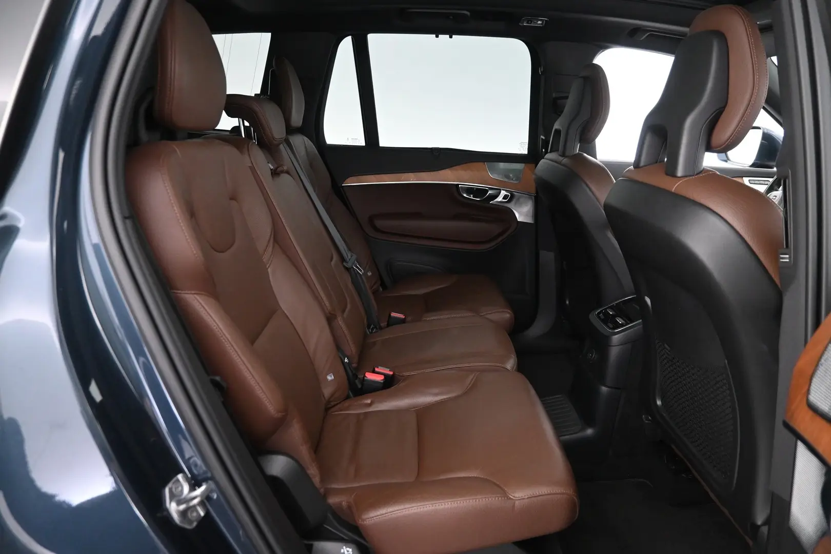 Car Image - 2hEOorAZSRaNiv26bcobif