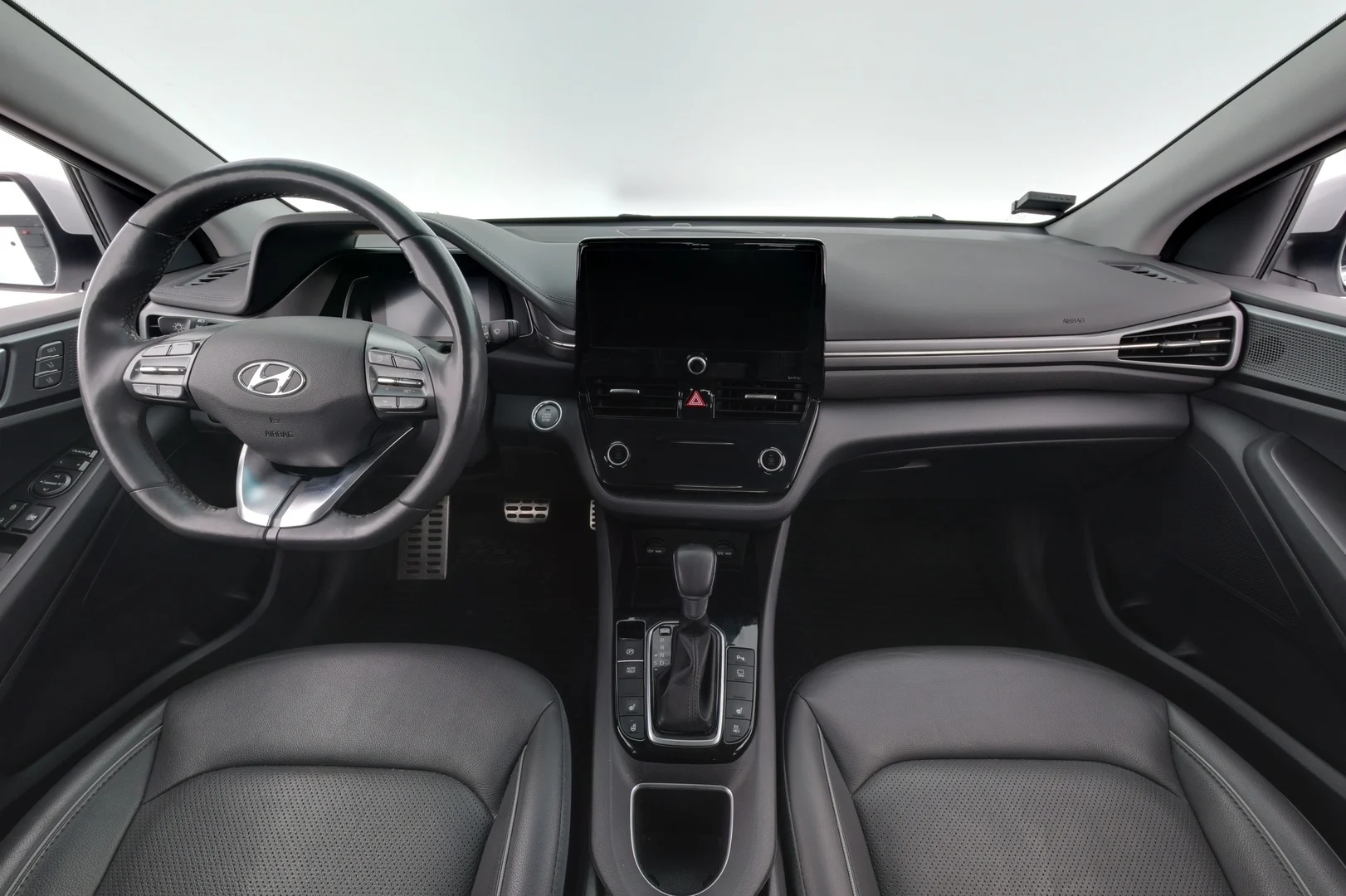 Car Image - 33sIctCa3a0nfm4K22bIgj