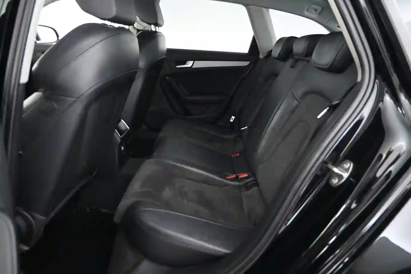 Car Image - 6kpfvQDEKedfsMrn5d0Ei0
