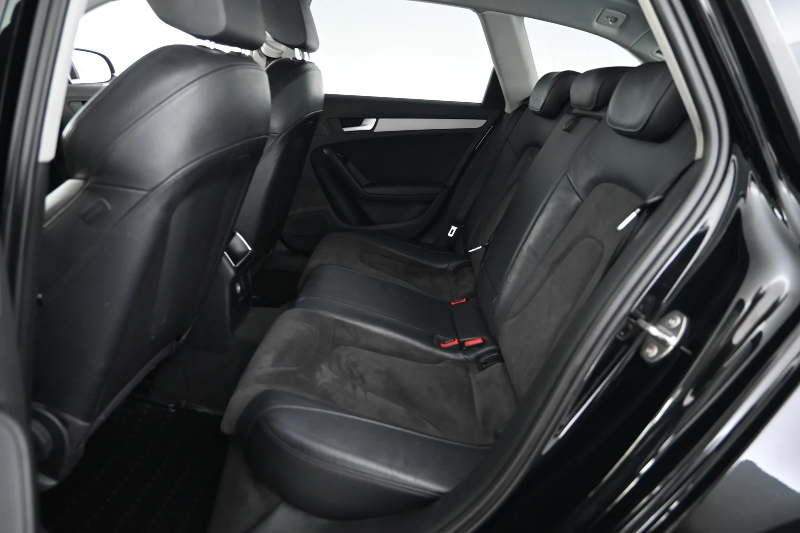 Car Image - 6kpfvQDEKedfsMrn5d0Ei0