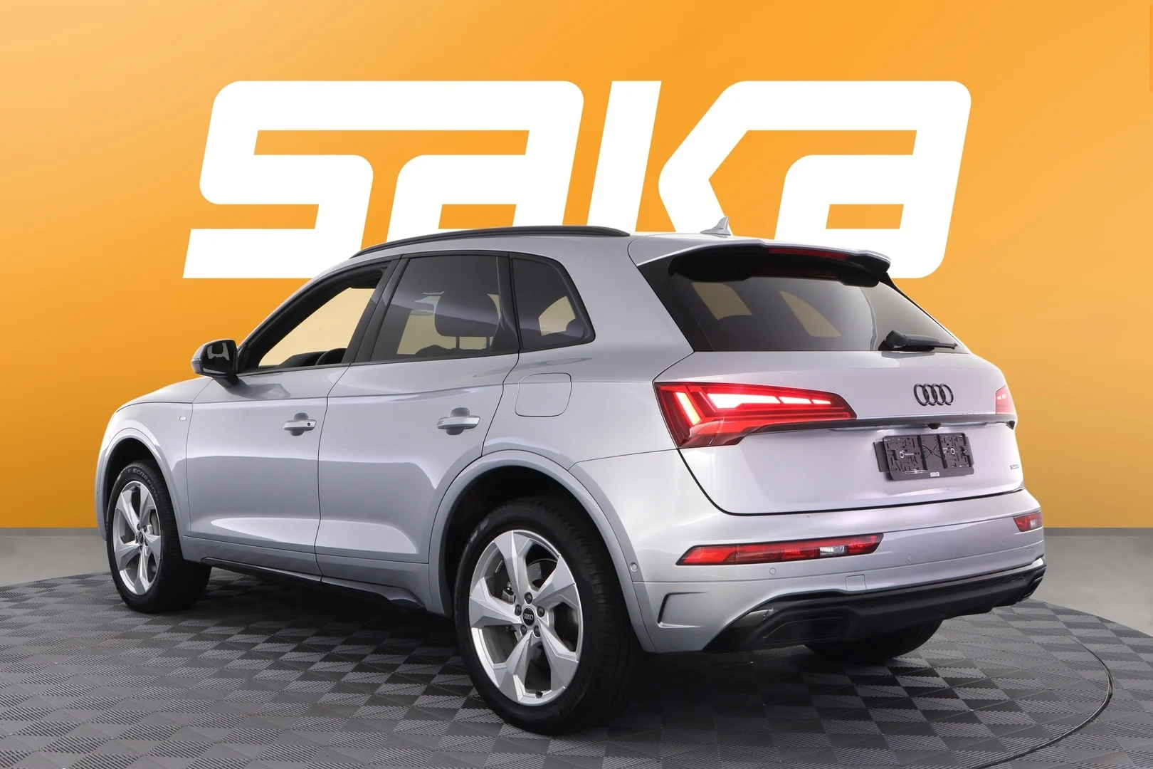 Car Image - UTy6WMBiQnPrLeidCslGO