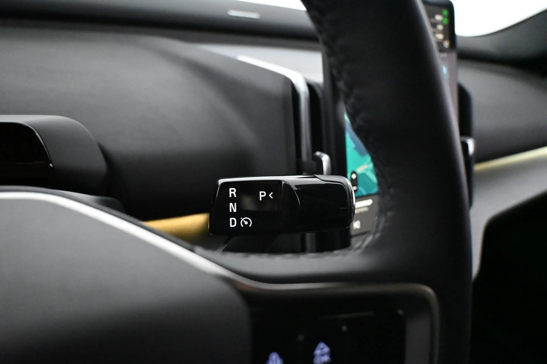 Car Image - ZpvQH2Set6FAocnQGlZX4