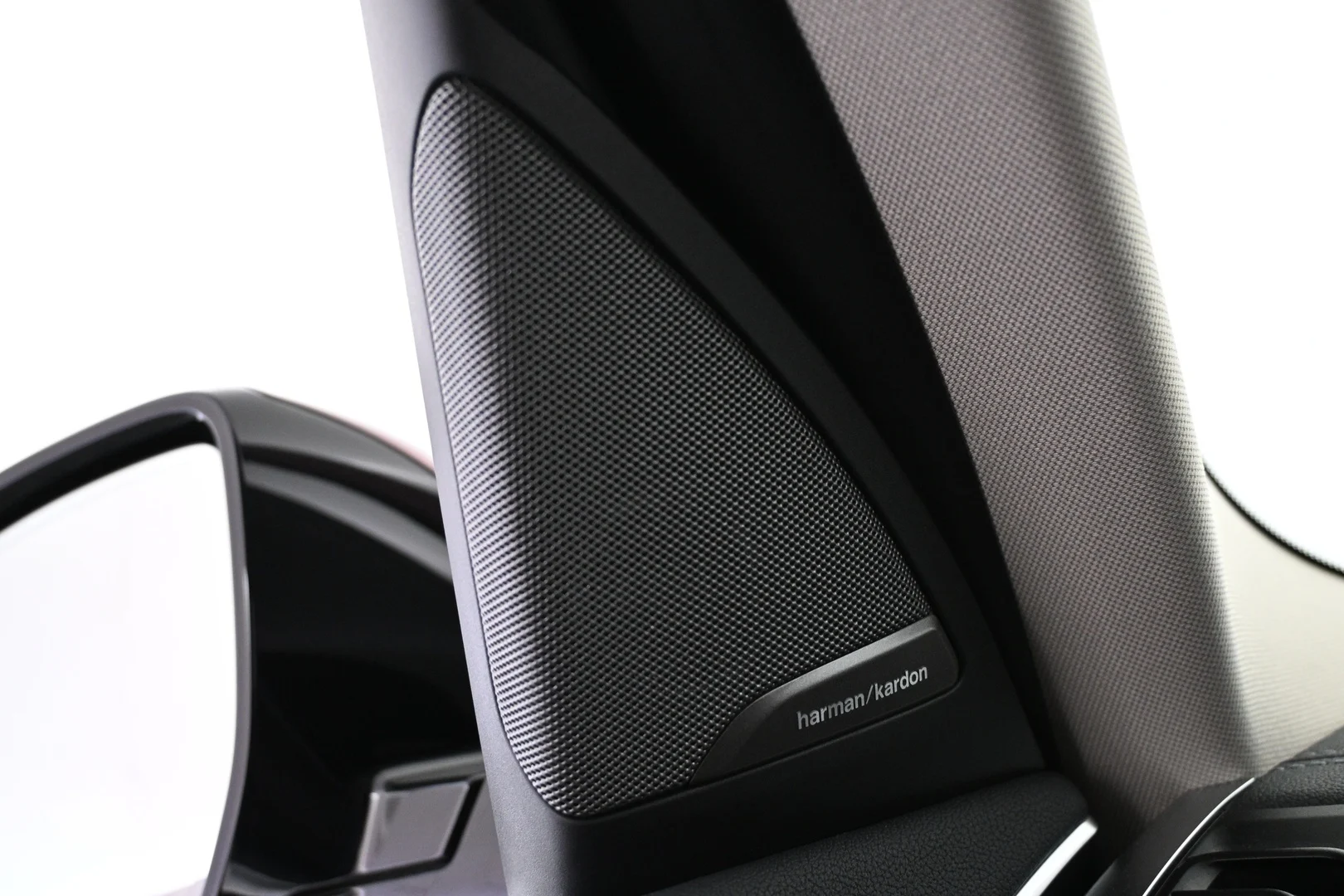 Car Image - 2zlZLLnUzDm80XBHprXtxF
