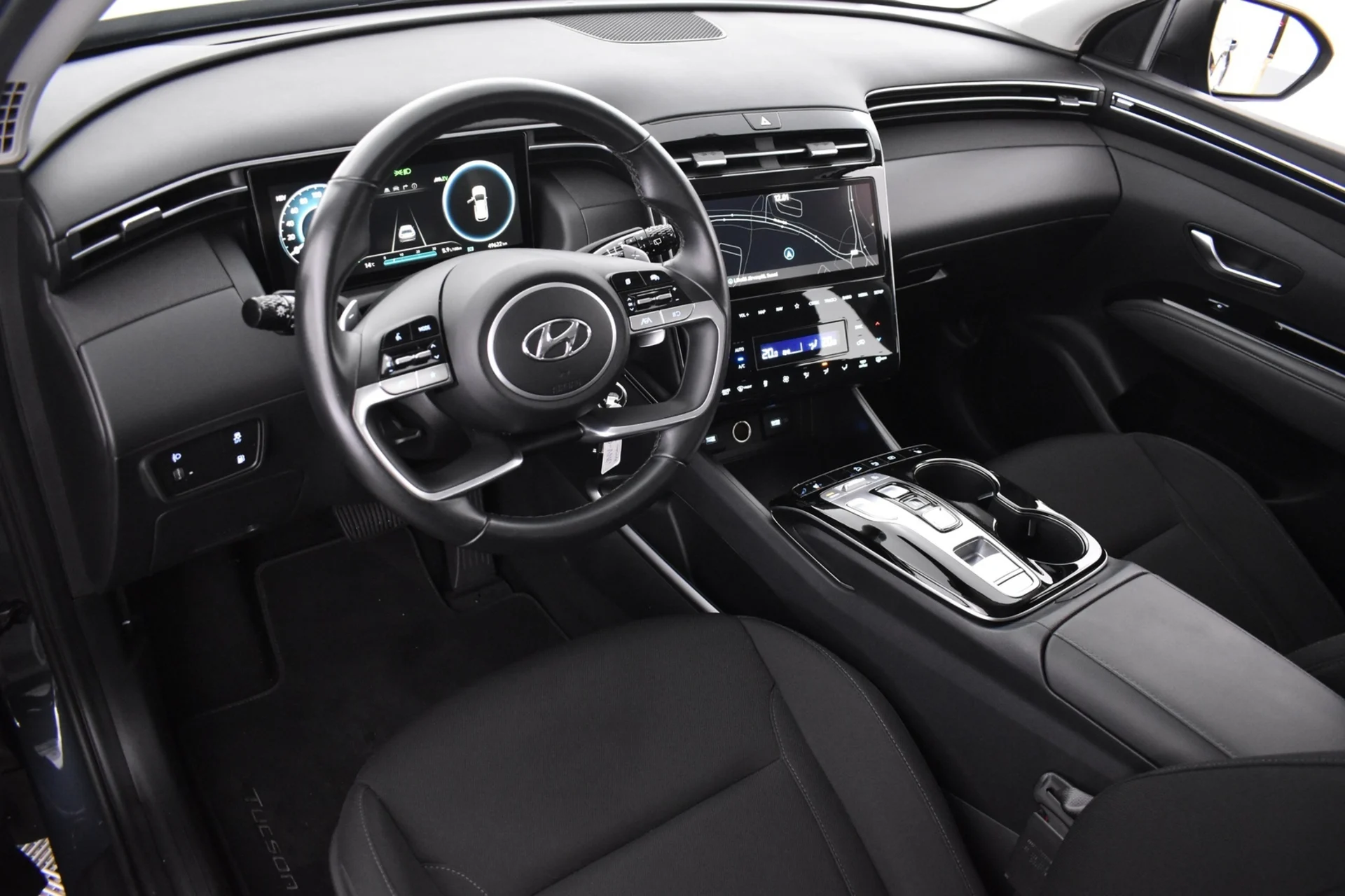 Car Image - 6ONAkCV2CrcT2N1yLs3Yqa