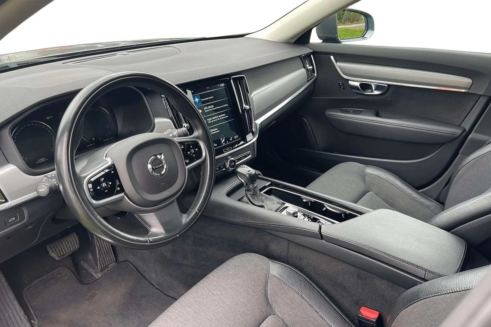 Car Image - 6sxKsv840irxjjxrGcA2M3