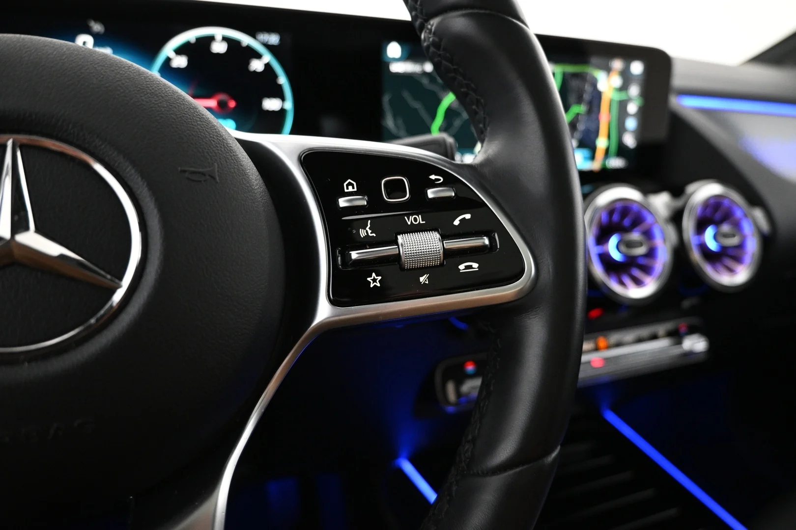 Car Image - lVpRe0EQBL4uwnjlpoZ9y