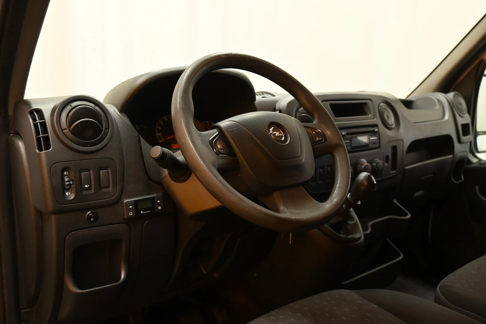 Car Image - mQ8f8MdNaah5FYE0iC8lx