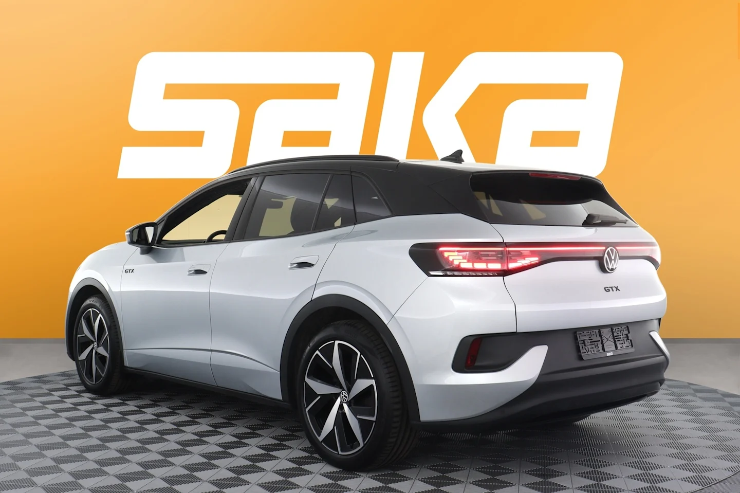 Car Image - 6QL8slahK0DDufe0LC897v