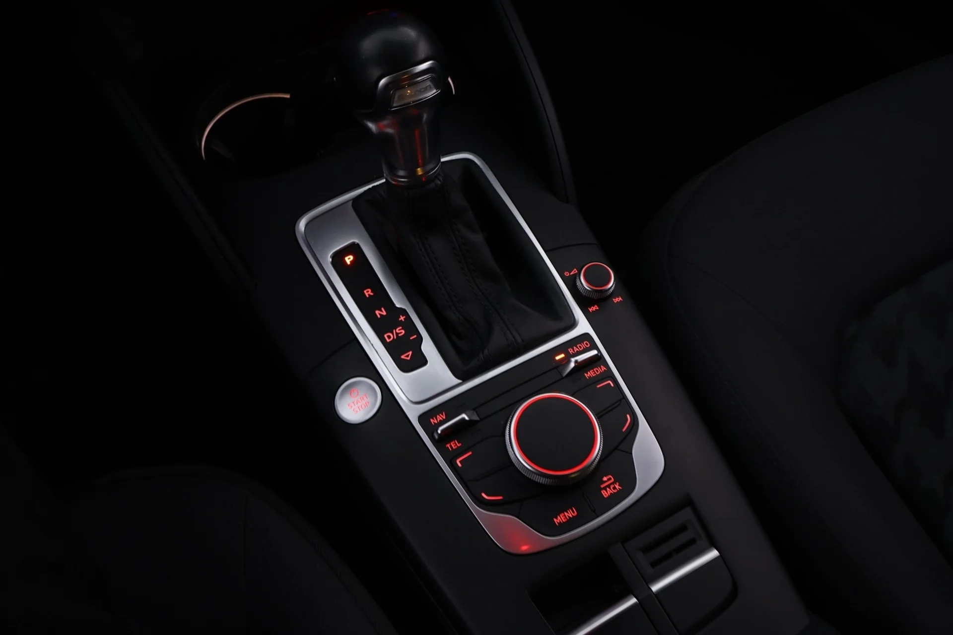 Car Image - 6jXDHOdEFJfKyHLxePbjDP
