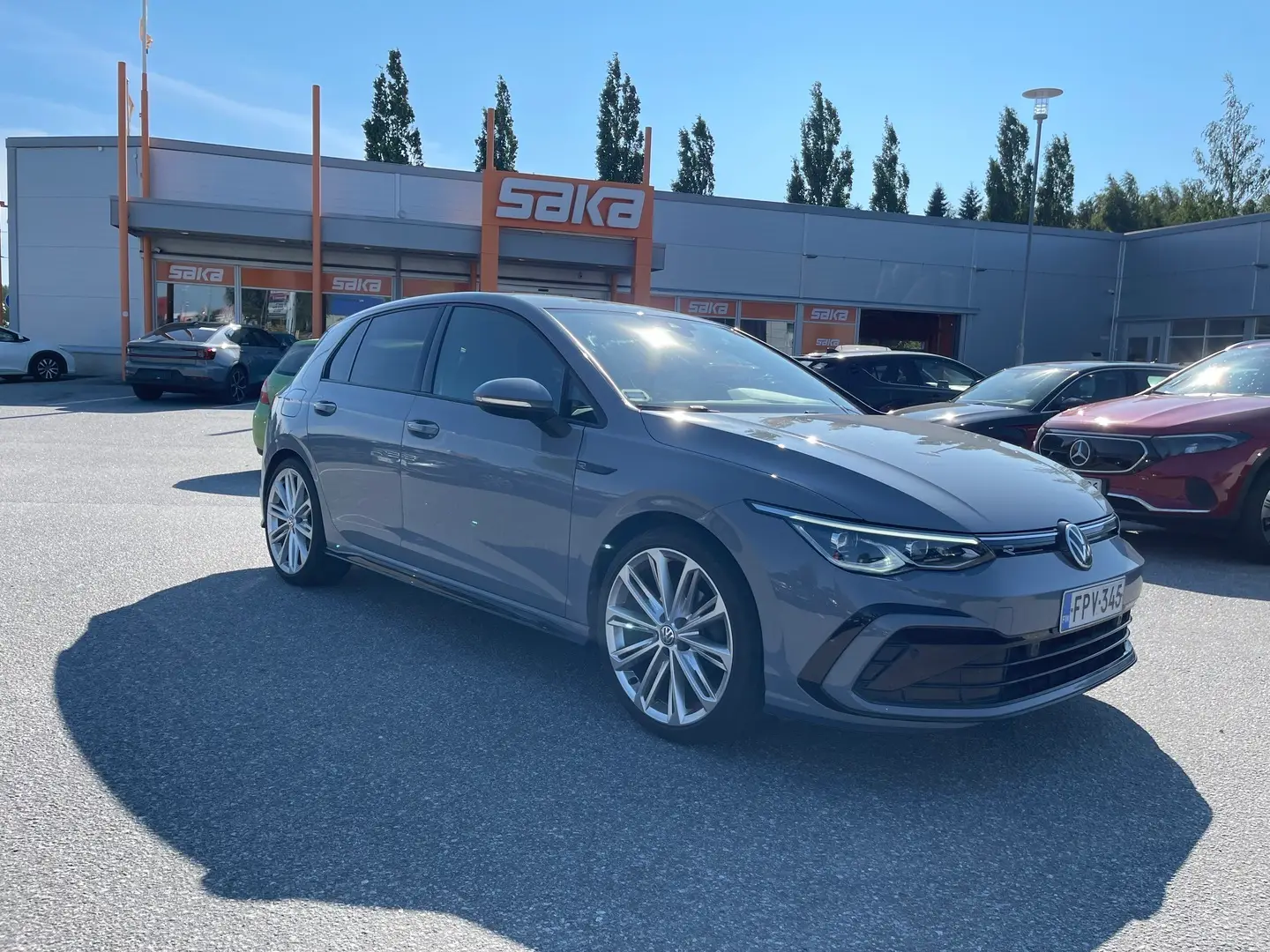 Car Image - Vqq2jIEHEFEEZIMRLcYbS