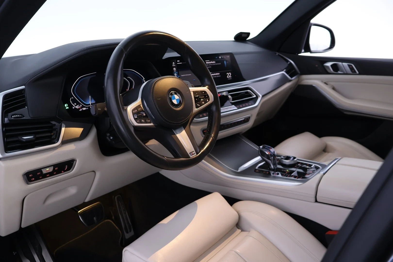 Car Image - 3GdM2d0429dIW2RAhNJqf7