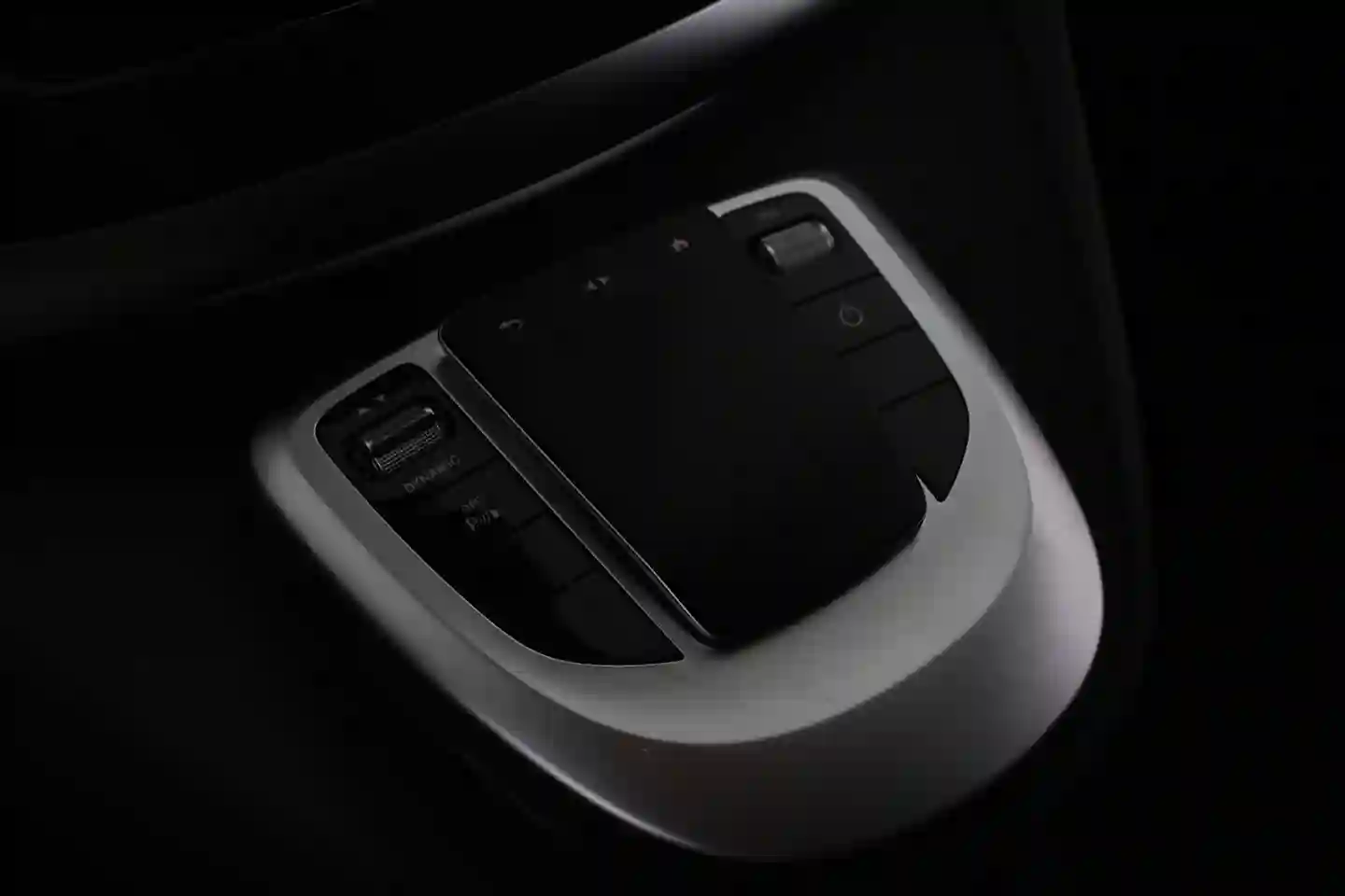 Car Image - 2wG2QD1PQkFrjMiN9UdJkV