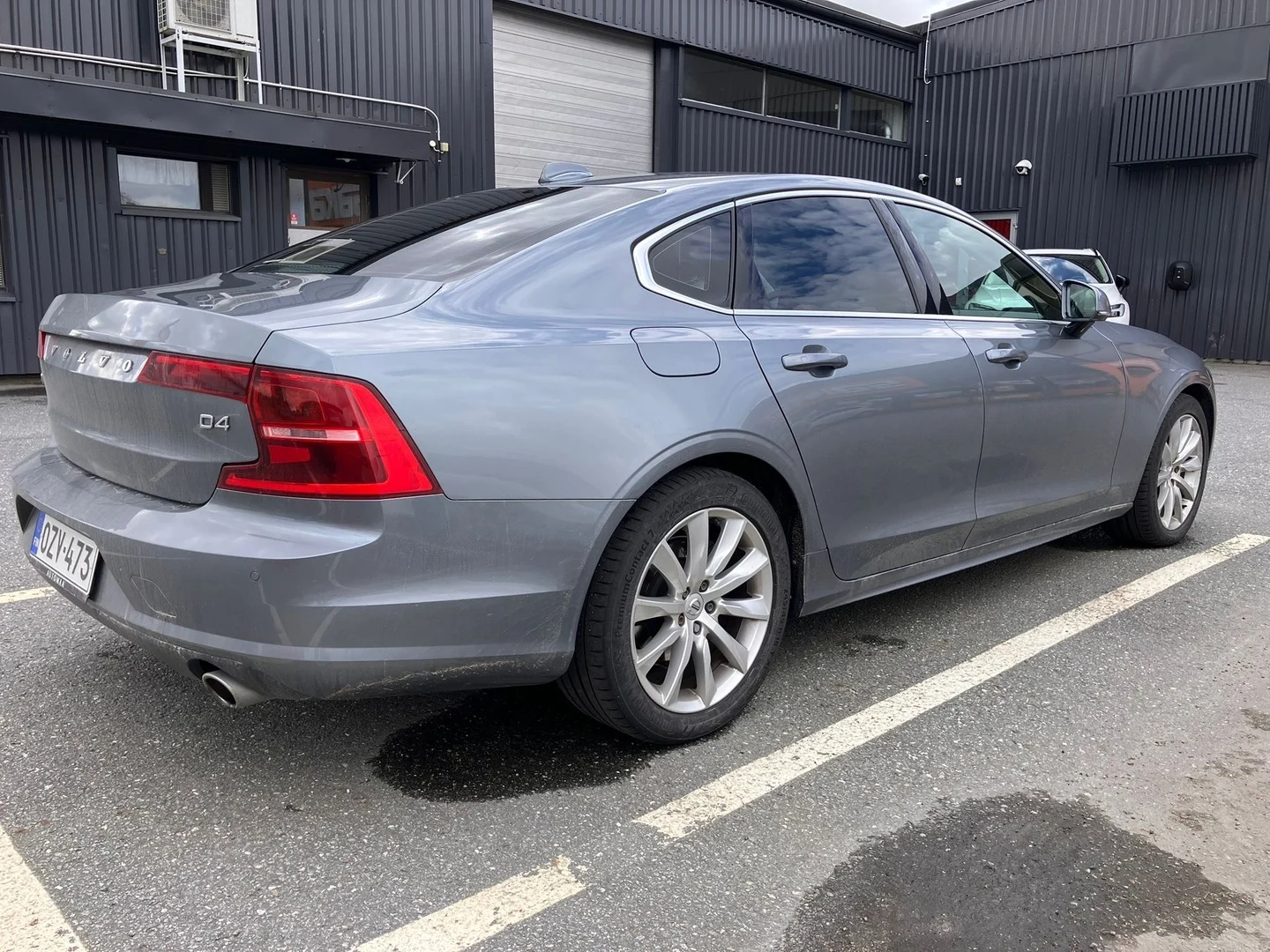 Car Image - 2KgWMmuFHb1NQnGS5pizda