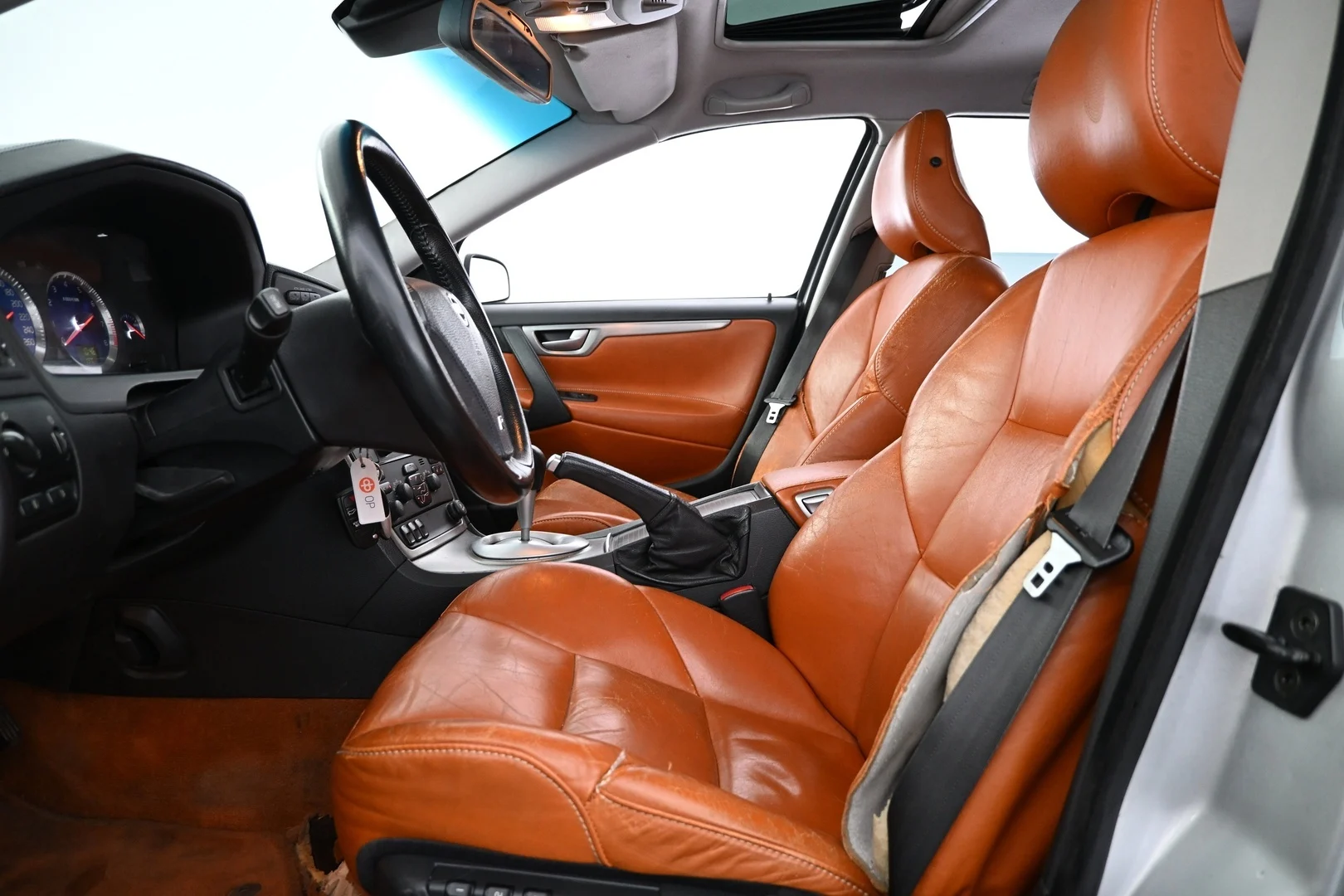 Car Image - 3Ts6uXedP47YATFJxiPWIi