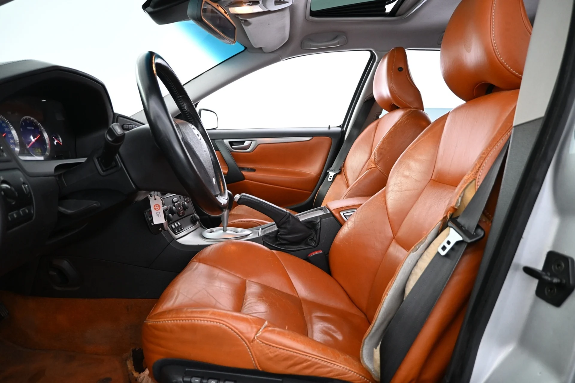 Car Image - 3Ts6uXedP47YATFJxiPWIi