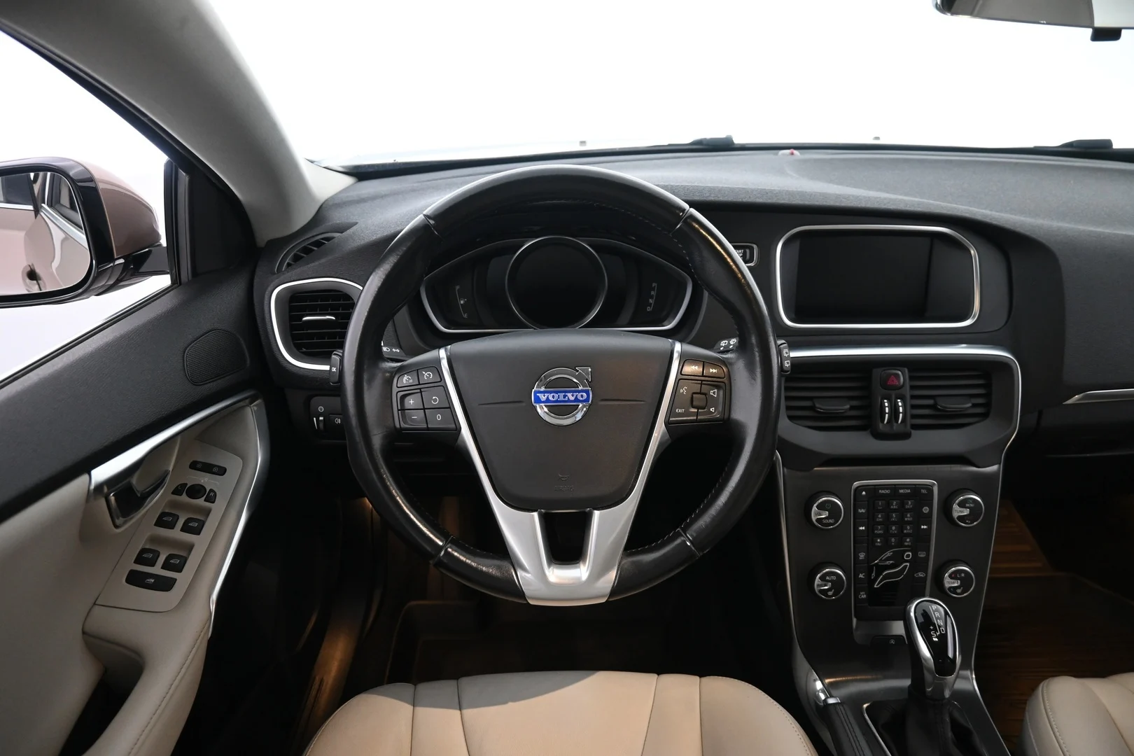 Car Image - 5dFW23nbyJkjny5bsHICjA