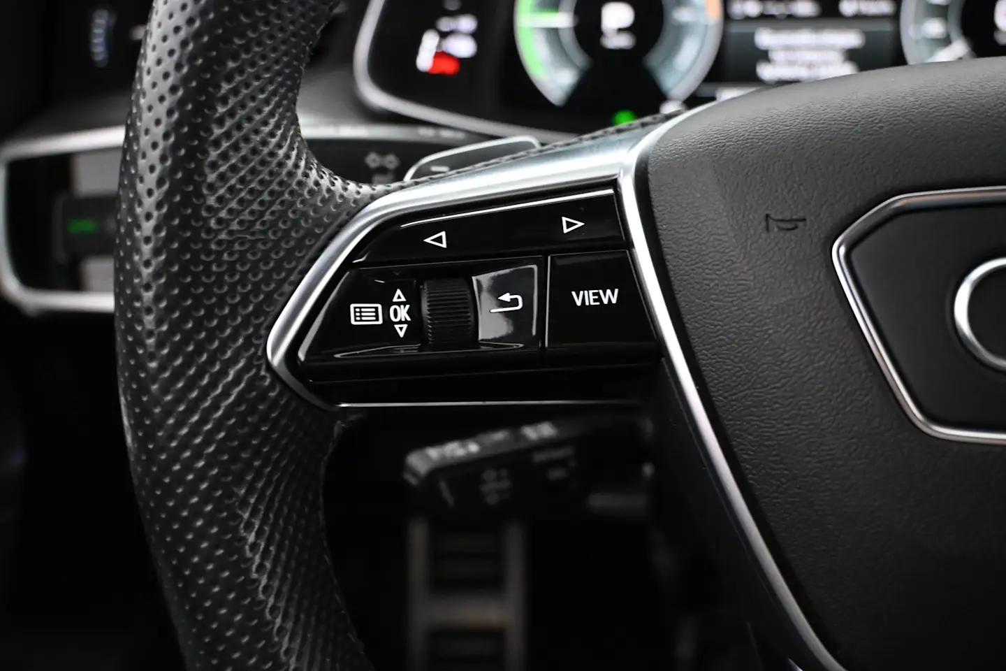 Car Image - 750CIXHG2GYmpwCrsSjVPT